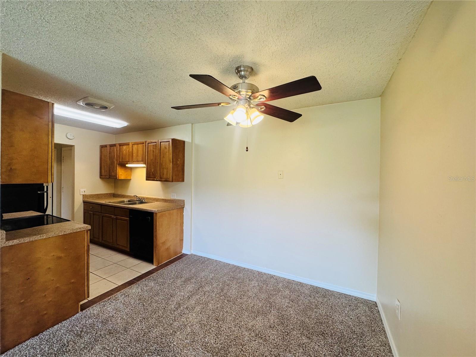 Image 5 of 25 For 1695 Lee Road E214