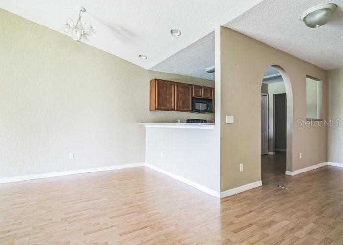Image 6 of 23 For 2503 18th Circle