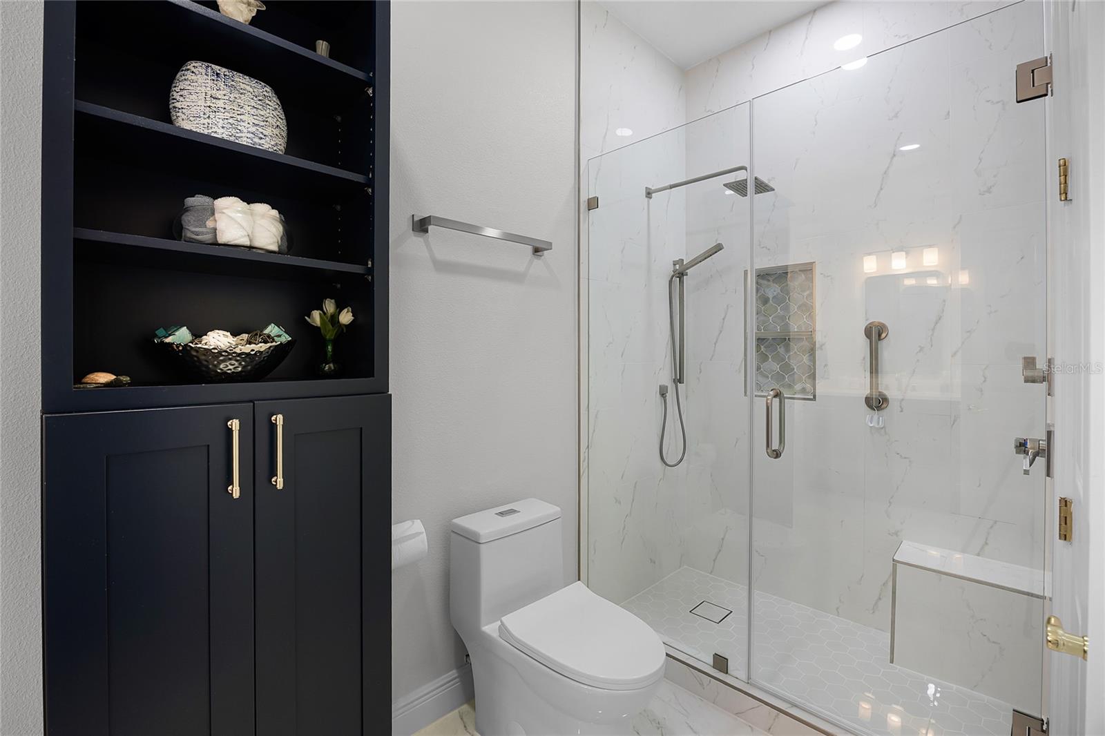 Image 26 of 39 For 11014 Hawkshead Court