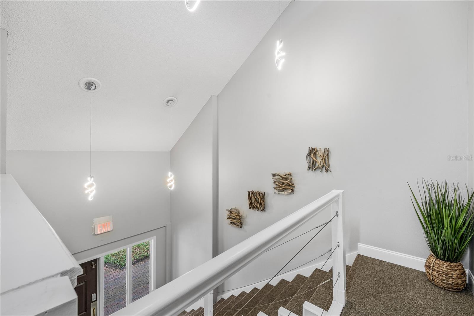 Image 20 of 28 For 978 Douglas Avenue 107