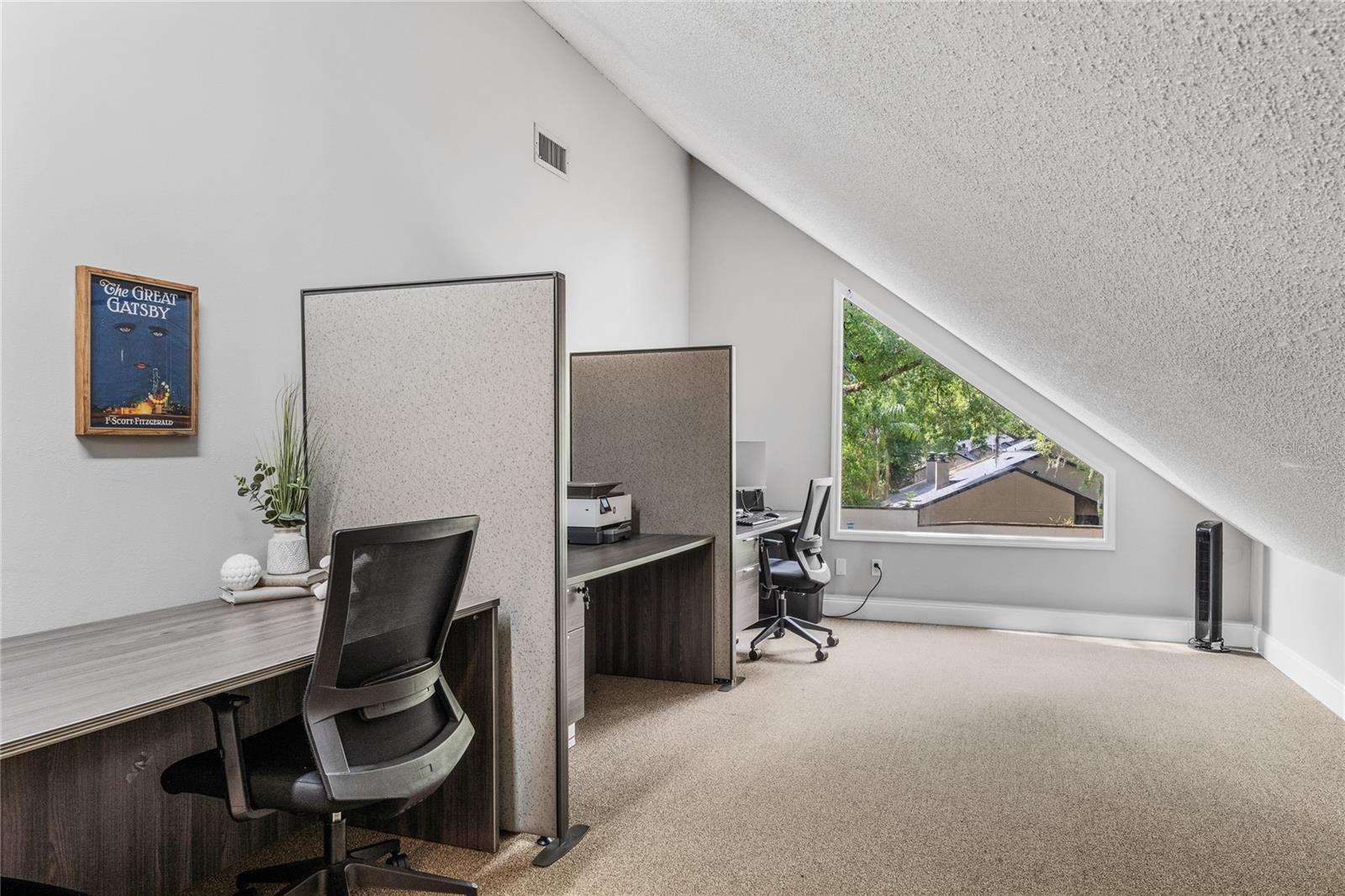 Image 21 of 28 For 978 Douglas Avenue 107