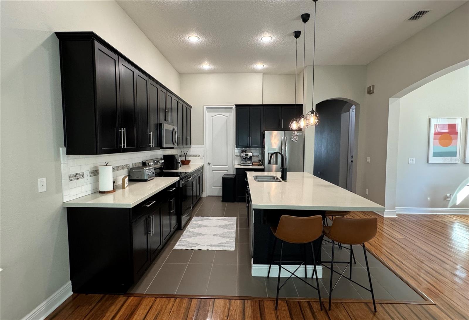 Image 14 of 36 For 8140 Mistral Drive