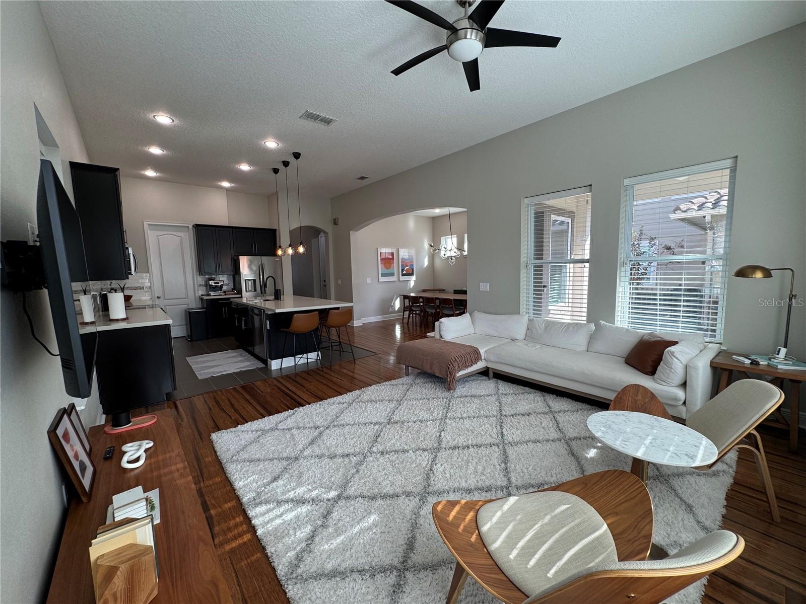 Image 17 of 36 For 8140 Mistral Drive