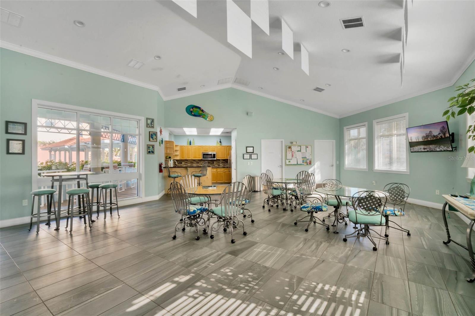 Image 25 of 28 For 5300 Atlantic Avenue 6-301