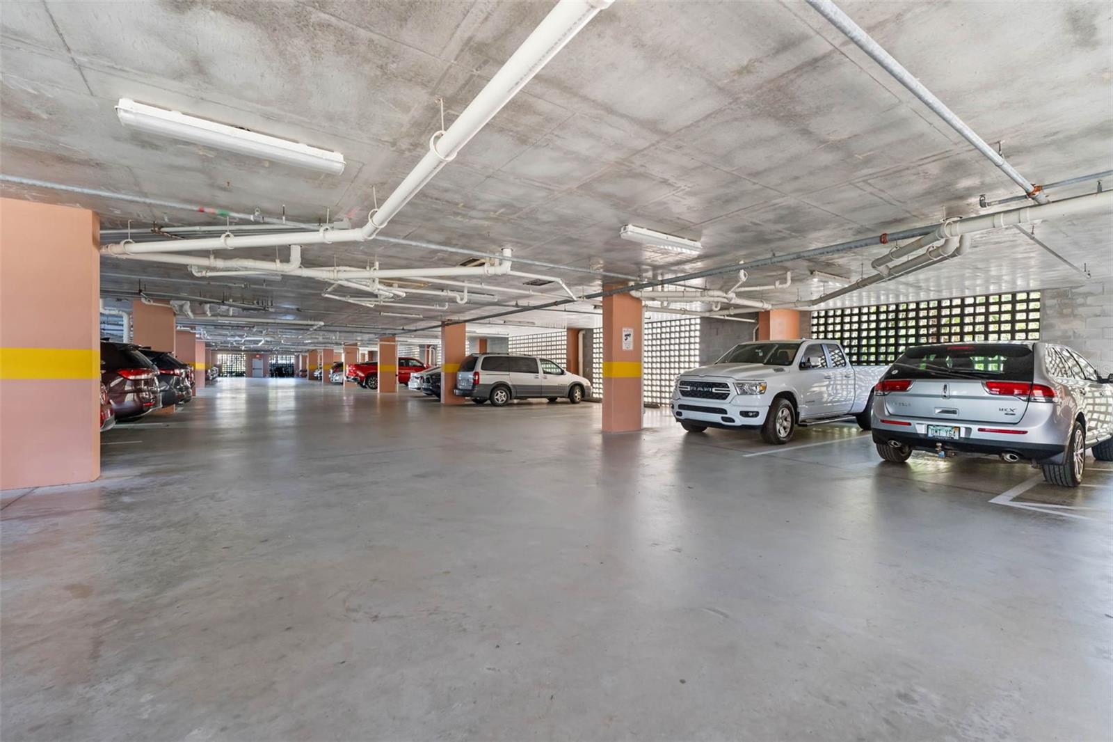 Image 26 of 28 For 5300 Atlantic Avenue 6-301