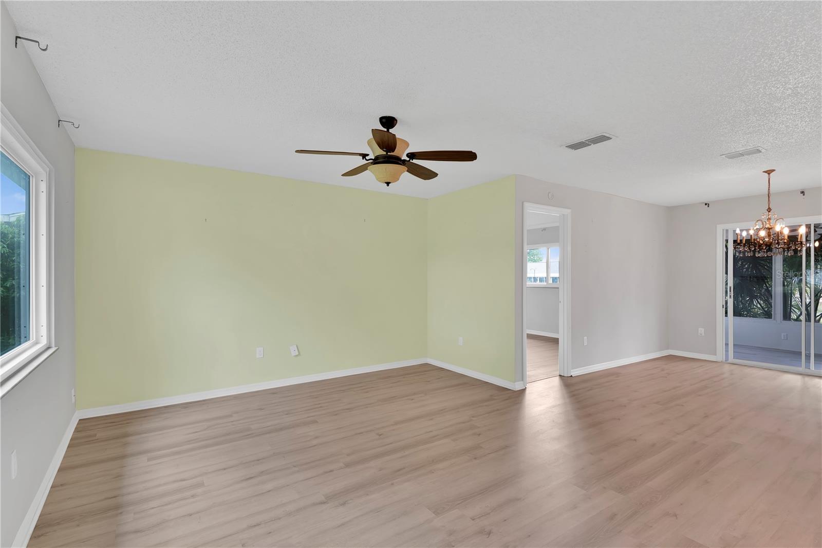Image 7 of 45 For 6366 115th Street Road