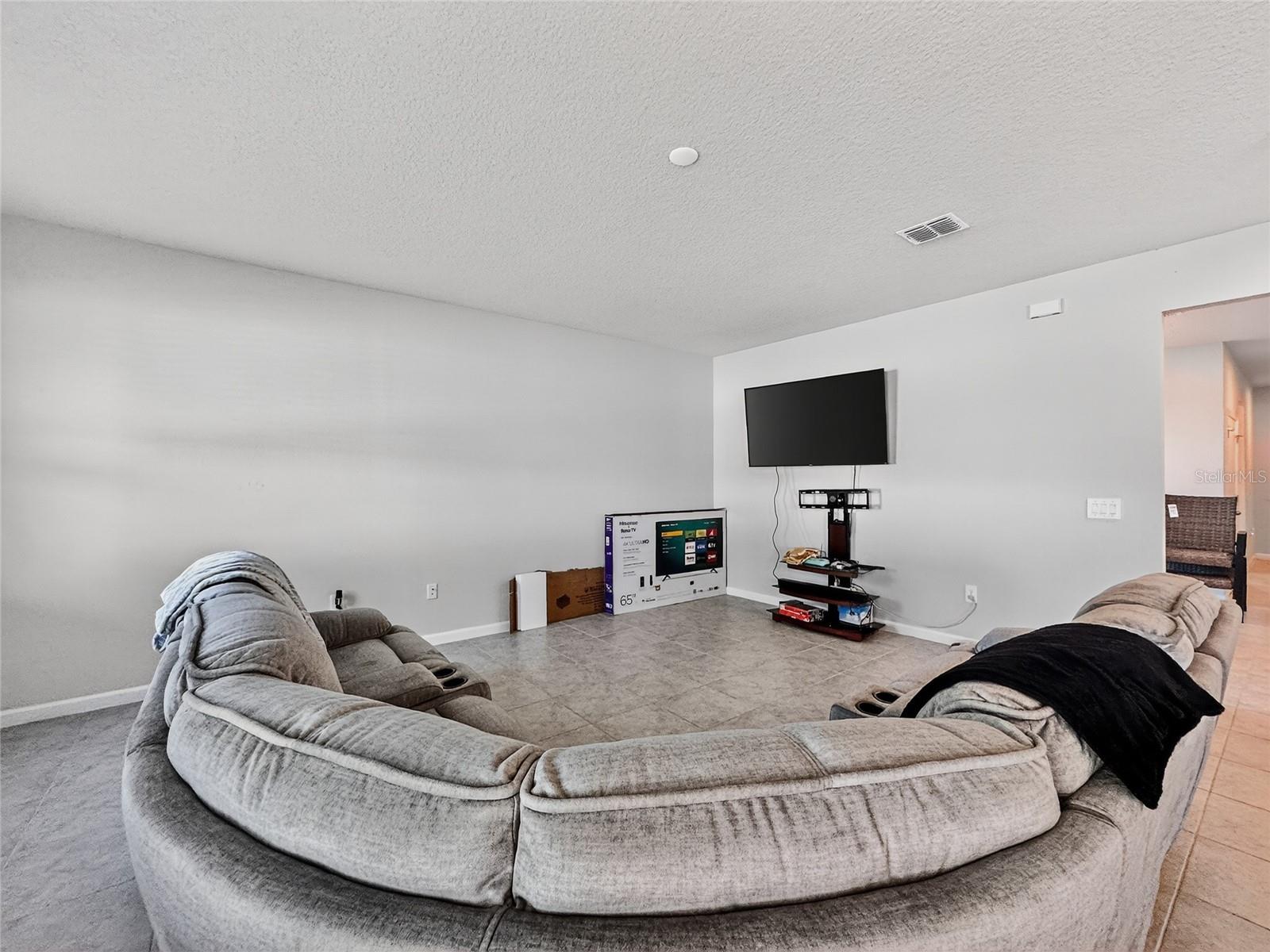 Image 3 of 19 For 3725 Blue Mountain Way