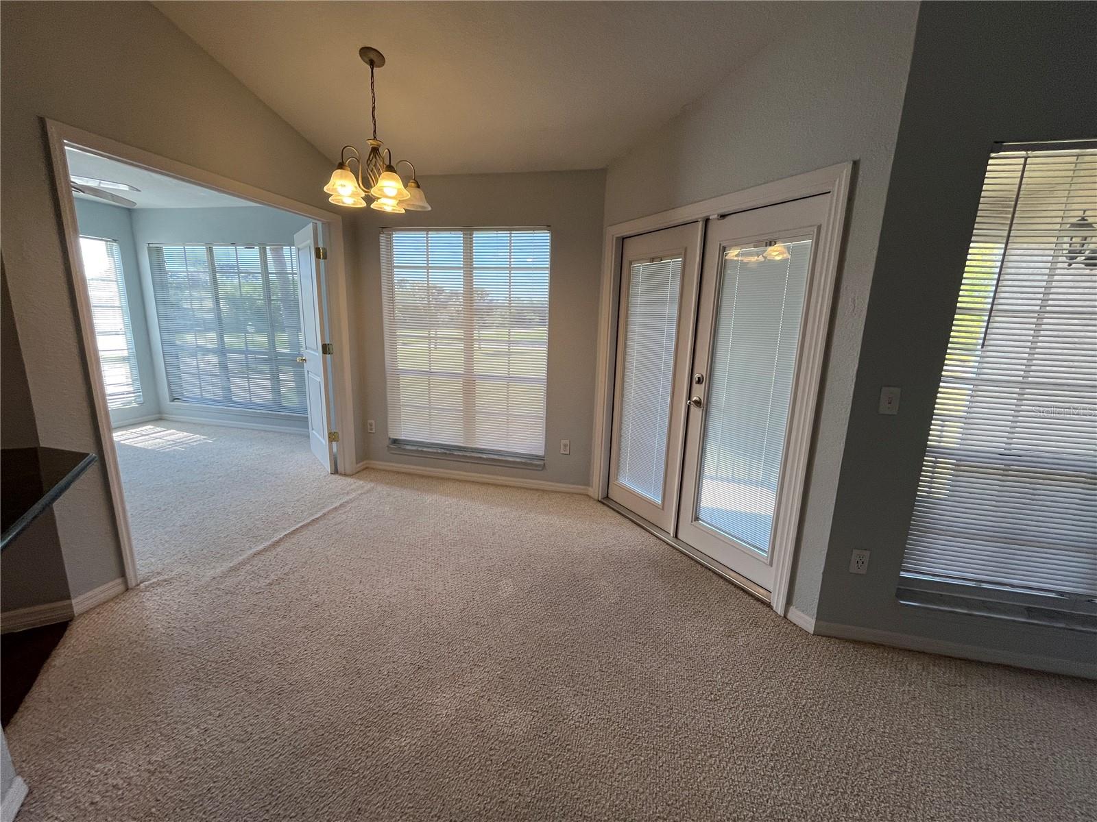 Image 3 of 20 For 4700 Pembrook Place I