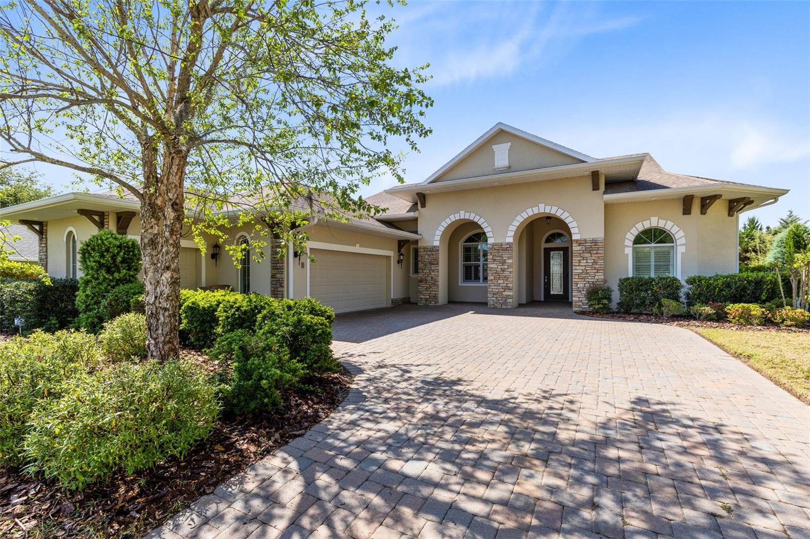 Details for 5509 Meadow Hill Loop, LADY LAKE, FL 32159
