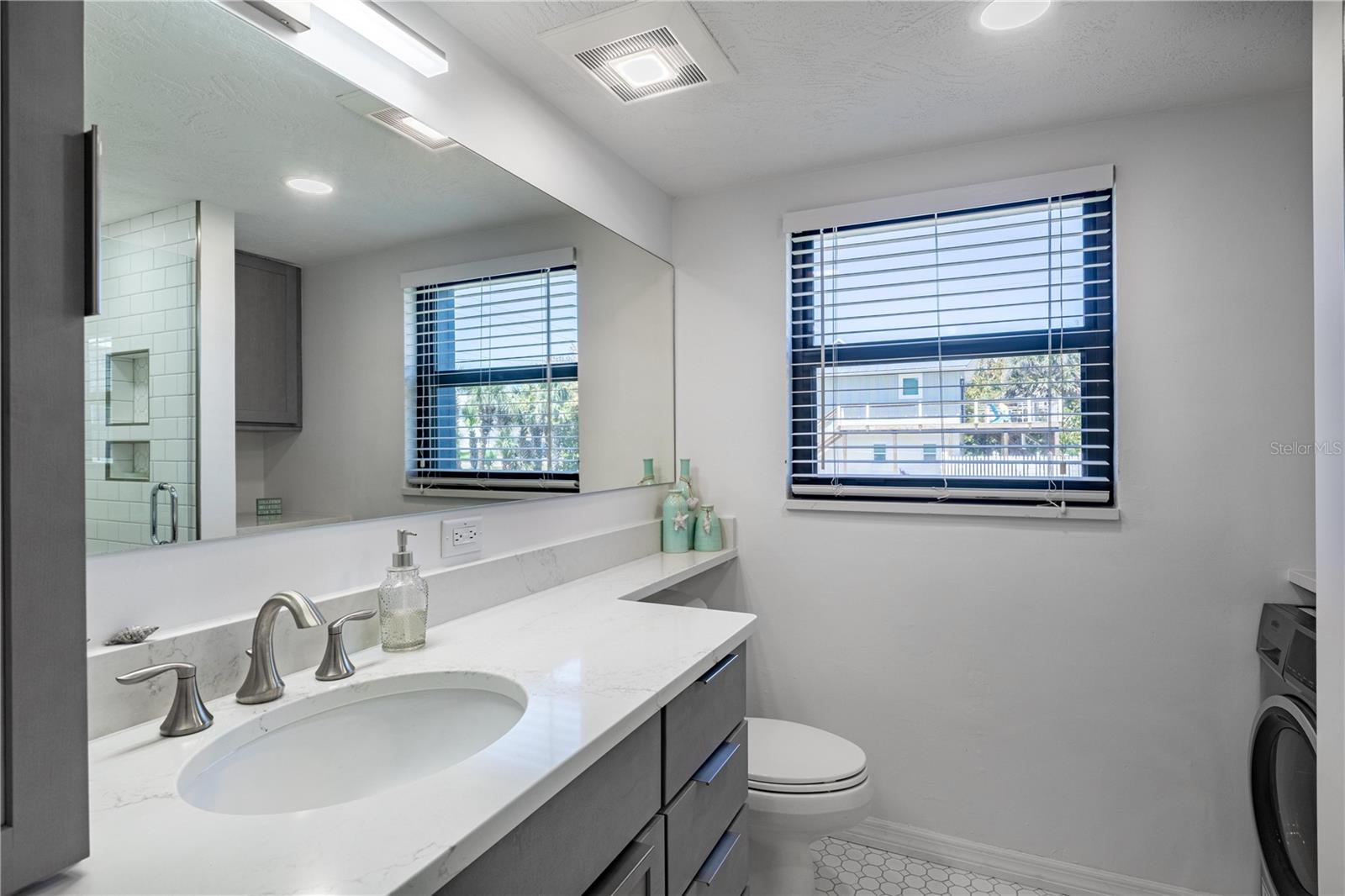 Image 11 of 49 For 865 Ladyfish Avenue C104