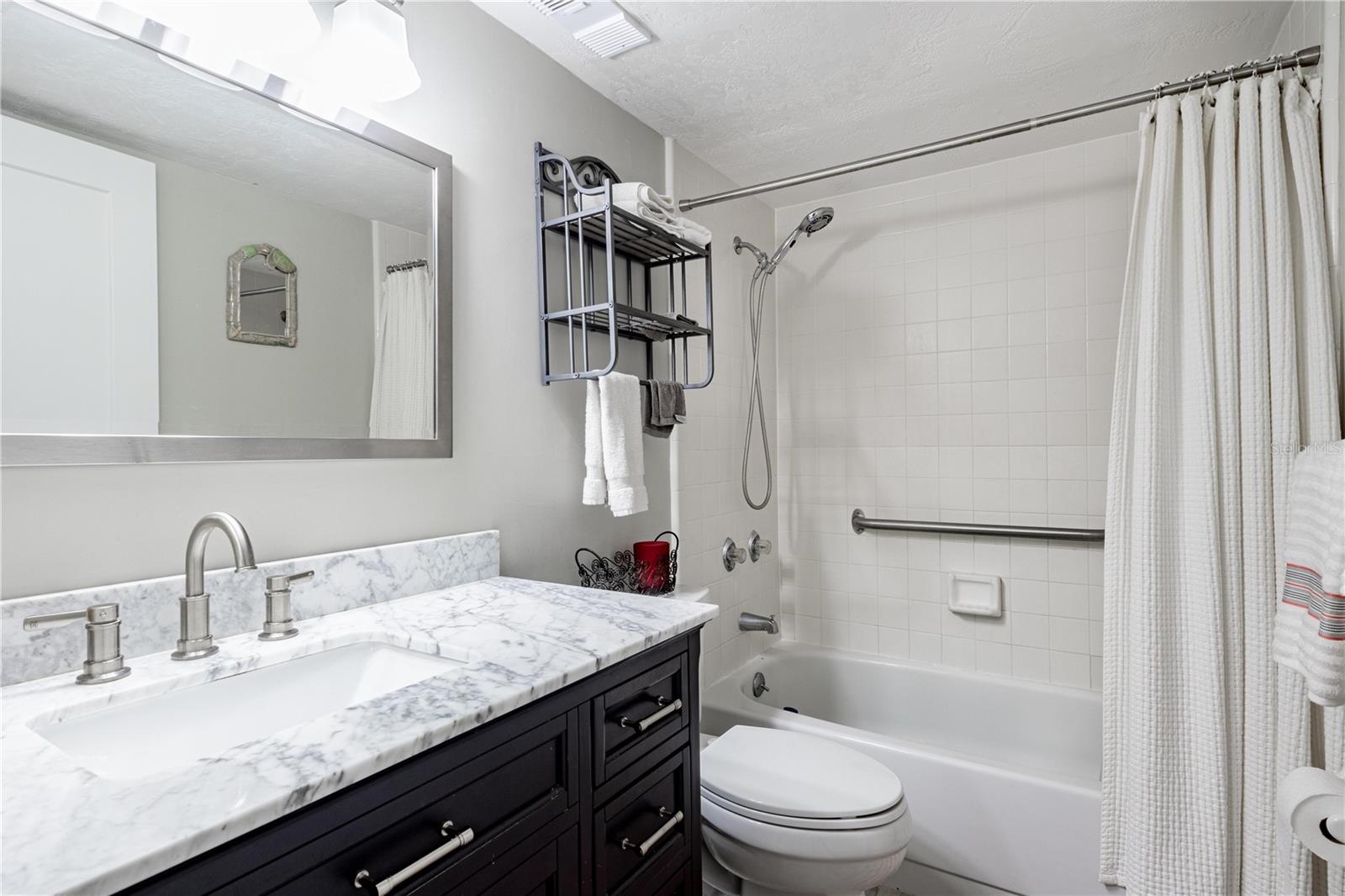 Image 9 of 49 For 865 Ladyfish Avenue C104