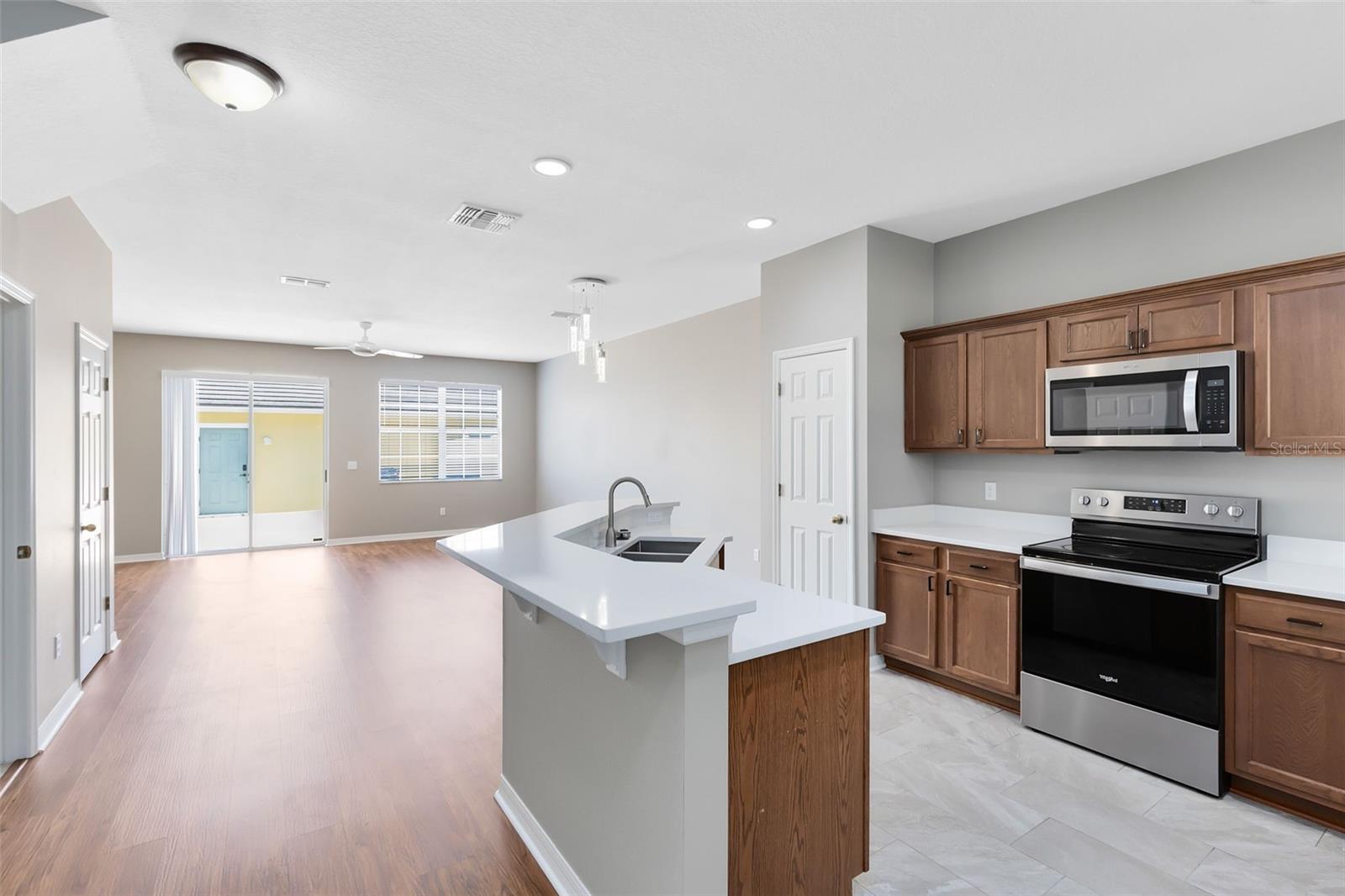 Image 7 of 23 For 7340 Yoder Street
