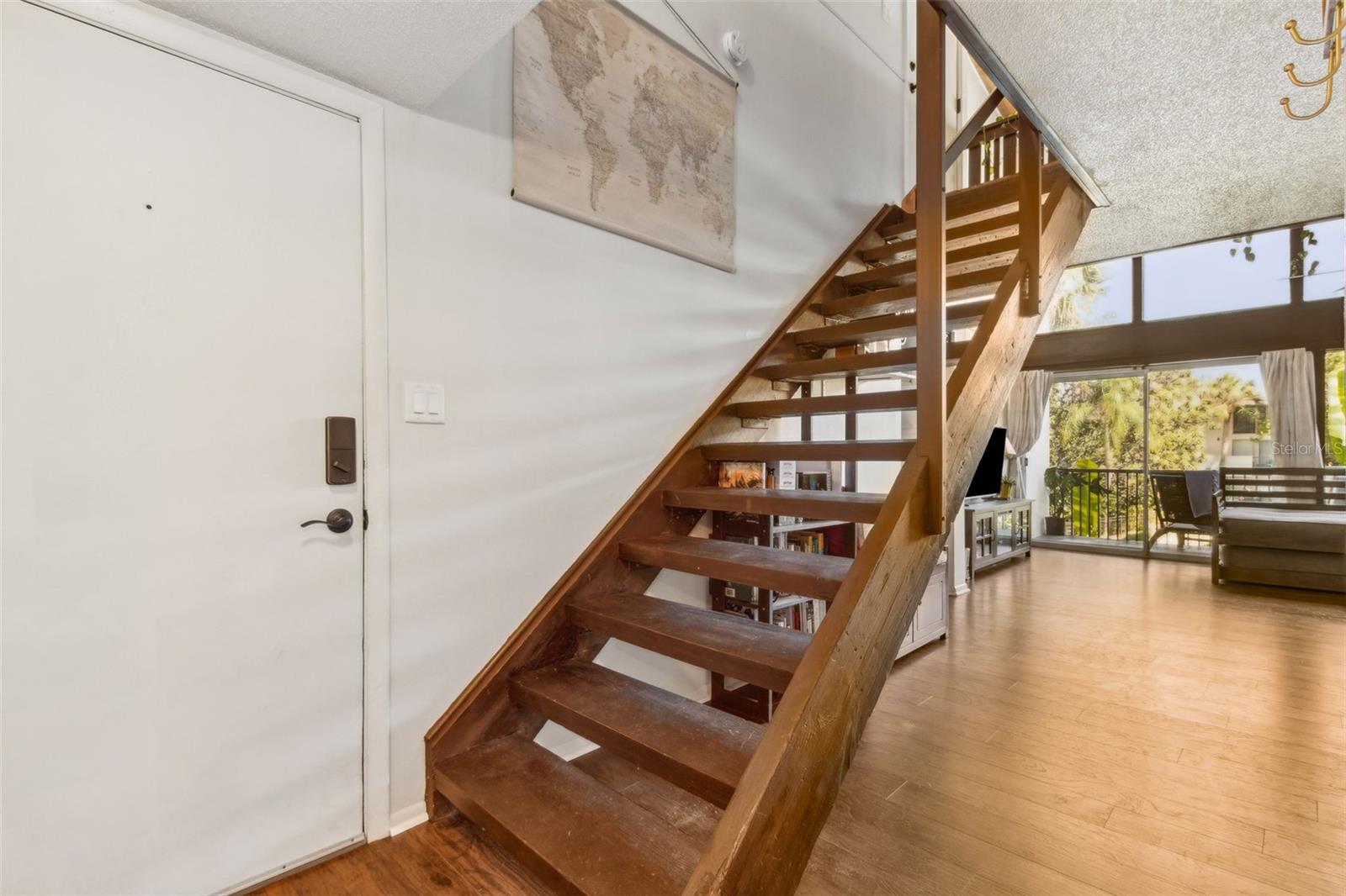 Image 12 of 41 For 200 Maitland Avenue 28
