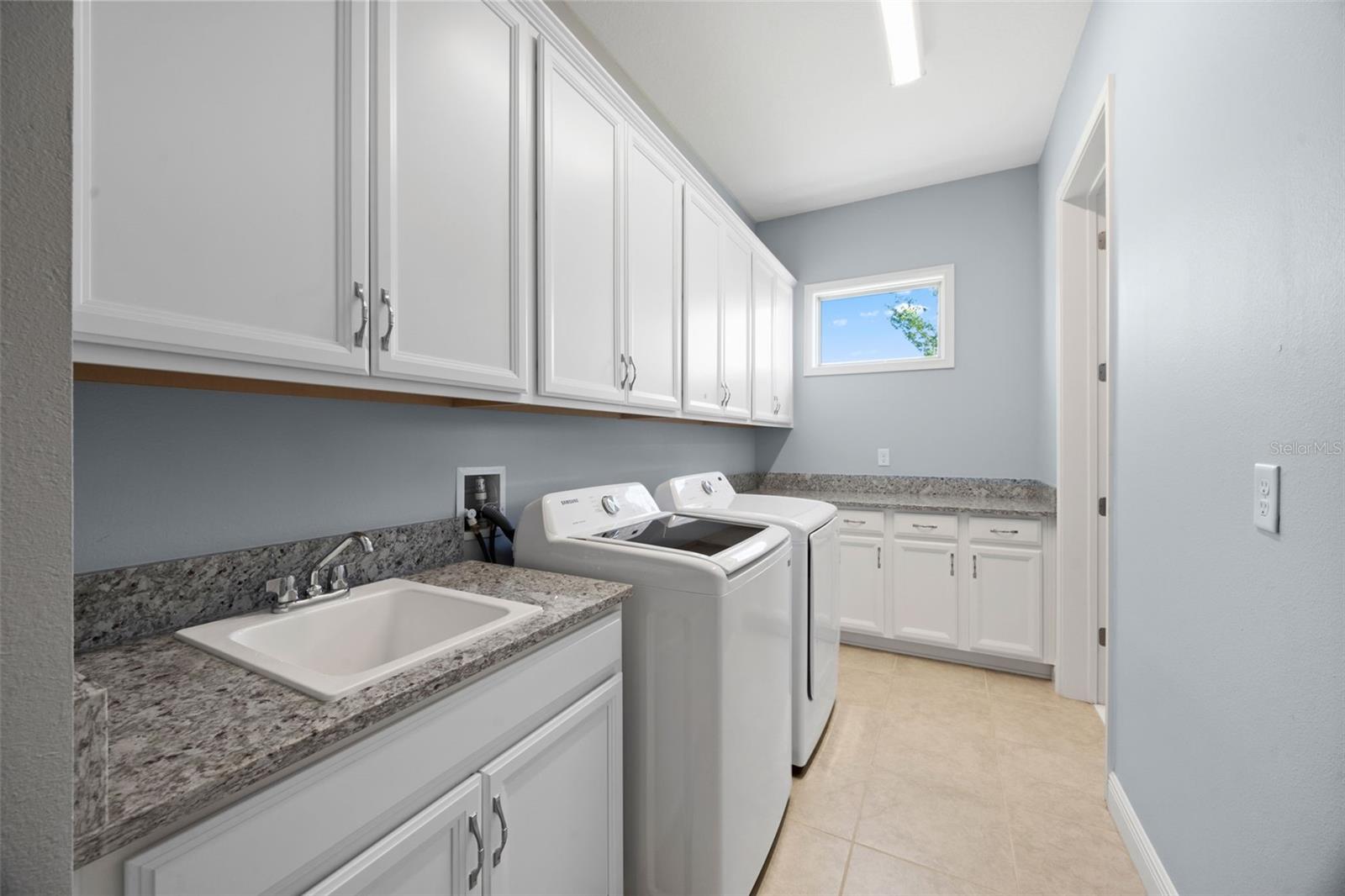 Image 34 of 68 For 13090 Bromborough Drive