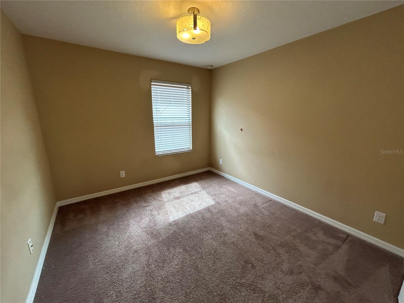 Image 18 of 31 For 1772 Leather Fern Drive
