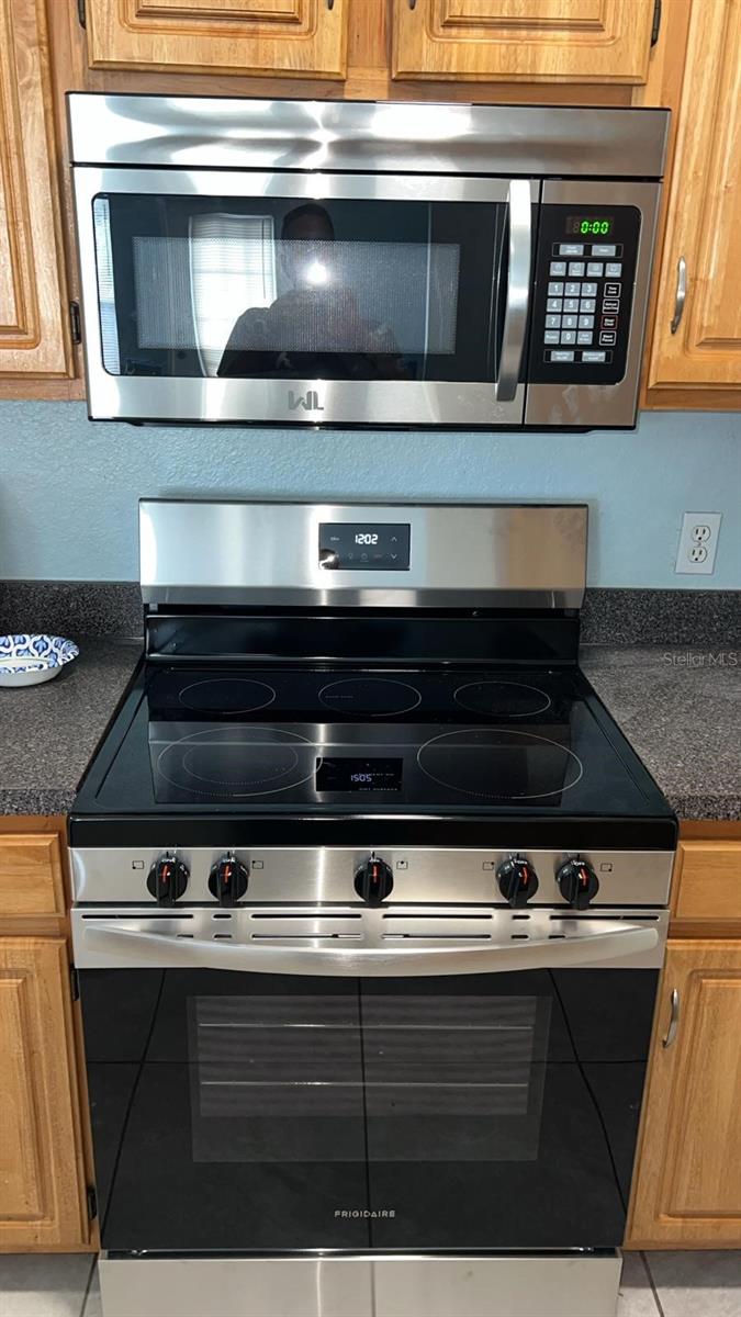 Image 4 of 4 For 6059 Westgate Drive 431