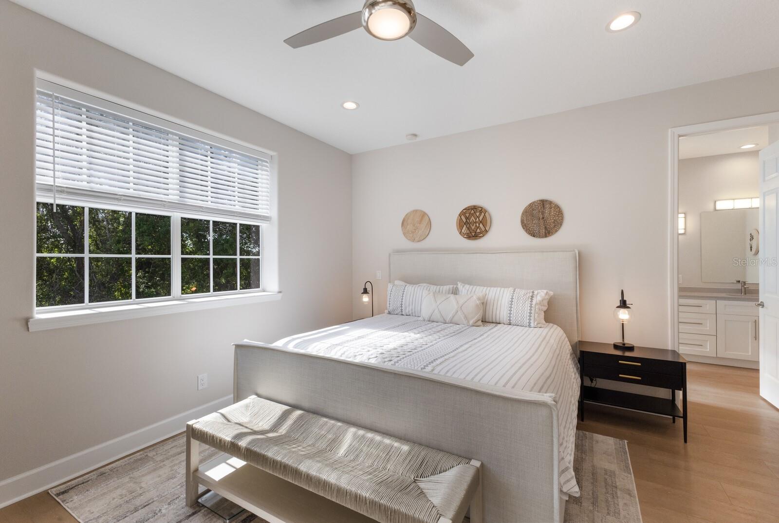 Image 21 of 43 For 8035 St Simons Street 8035
