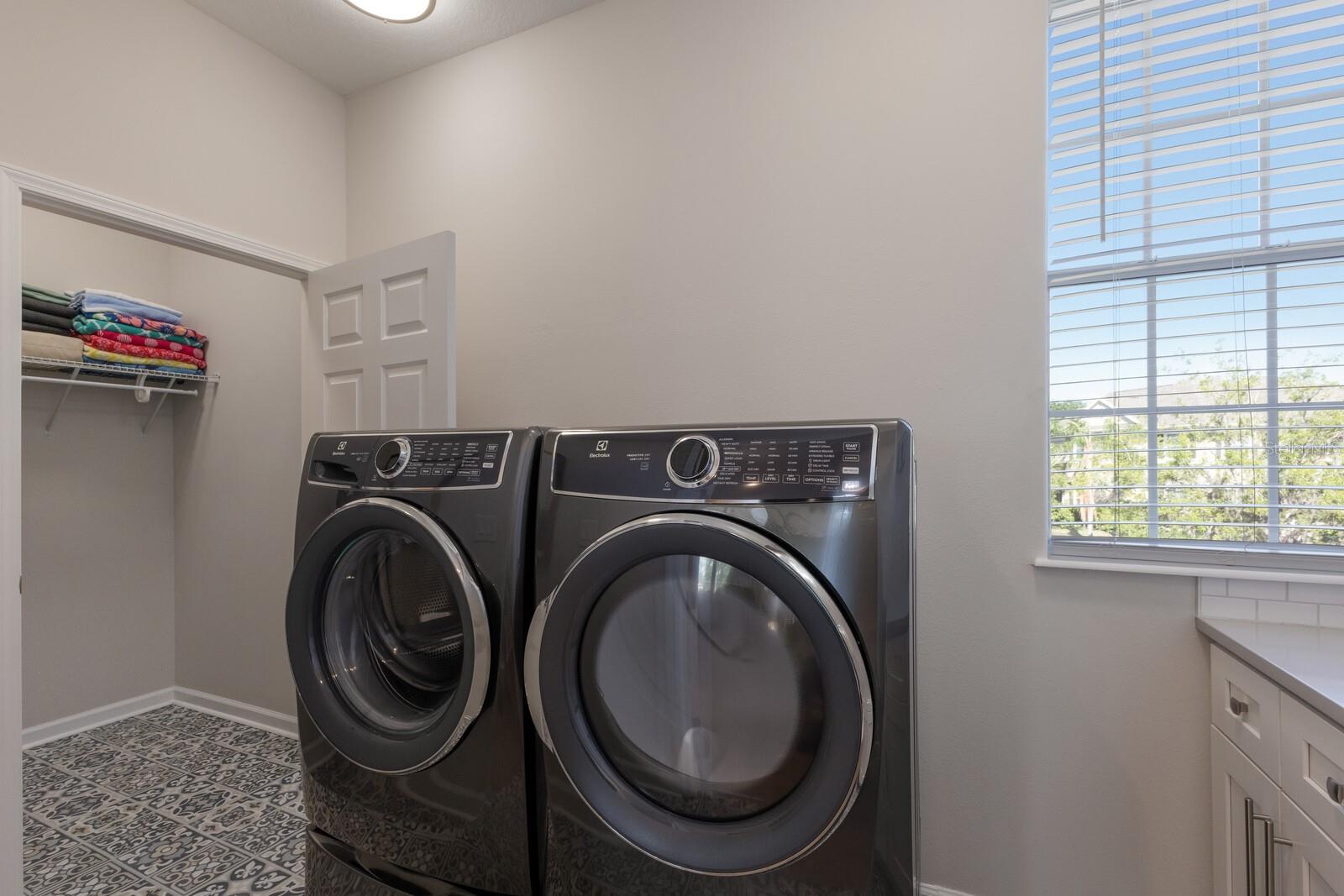 Image 27 of 43 For 8035 St Simons Street 8035