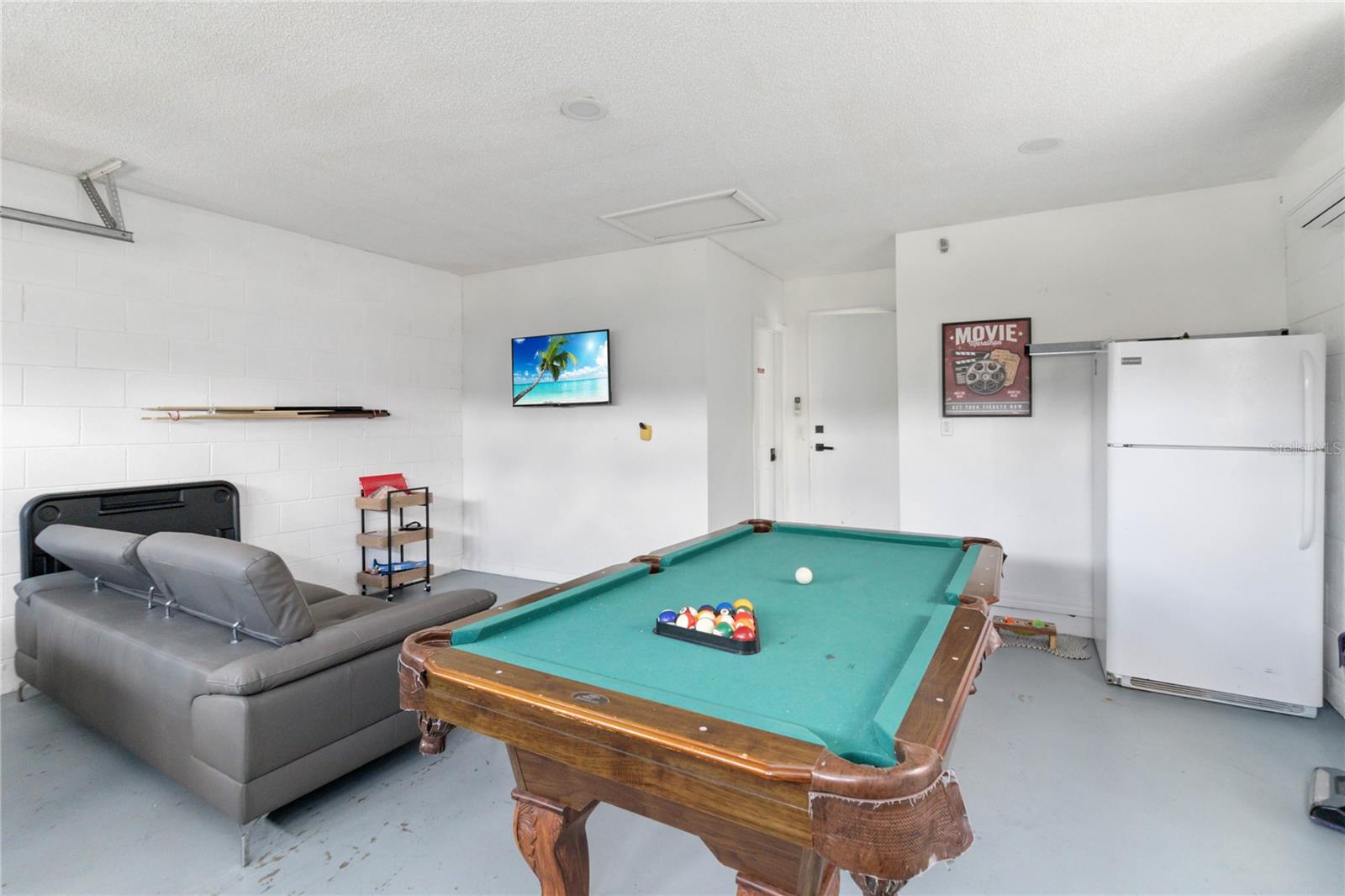Image 24 of 31 For 7803 Laurel Oak Lane
