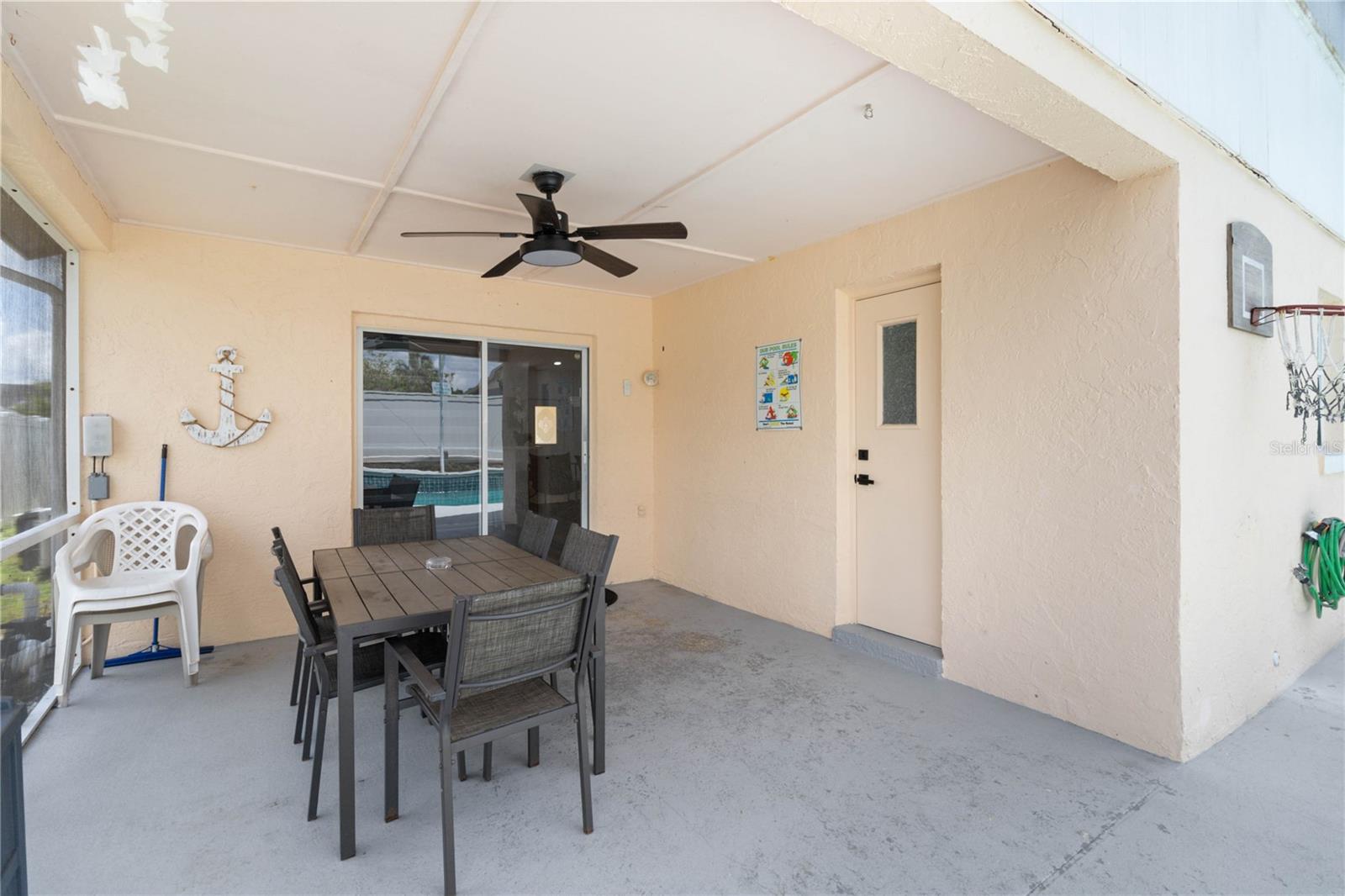 Image 25 of 31 For 7803 Laurel Oak Lane