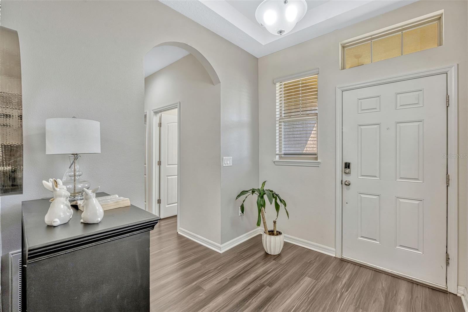 Image 3 of 42 For 9456 Komika Lane
