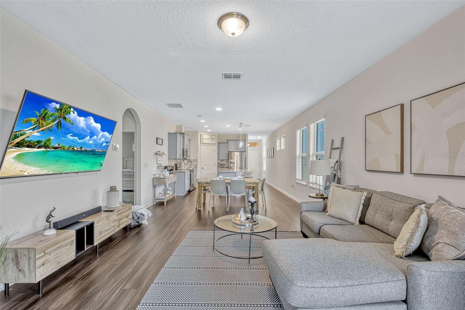 Image 7 of 42 For 9456 Komika Lane