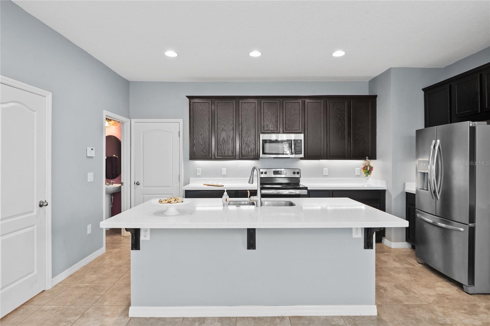 Image 9 of 47 For 335 Merry Brook Circle