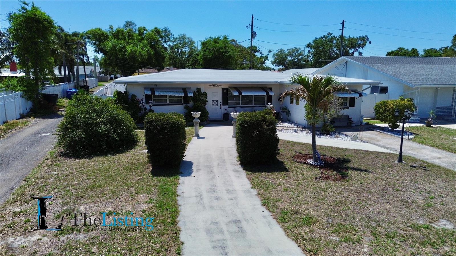 Image 3 of 32 For 4518 15th Avenue N