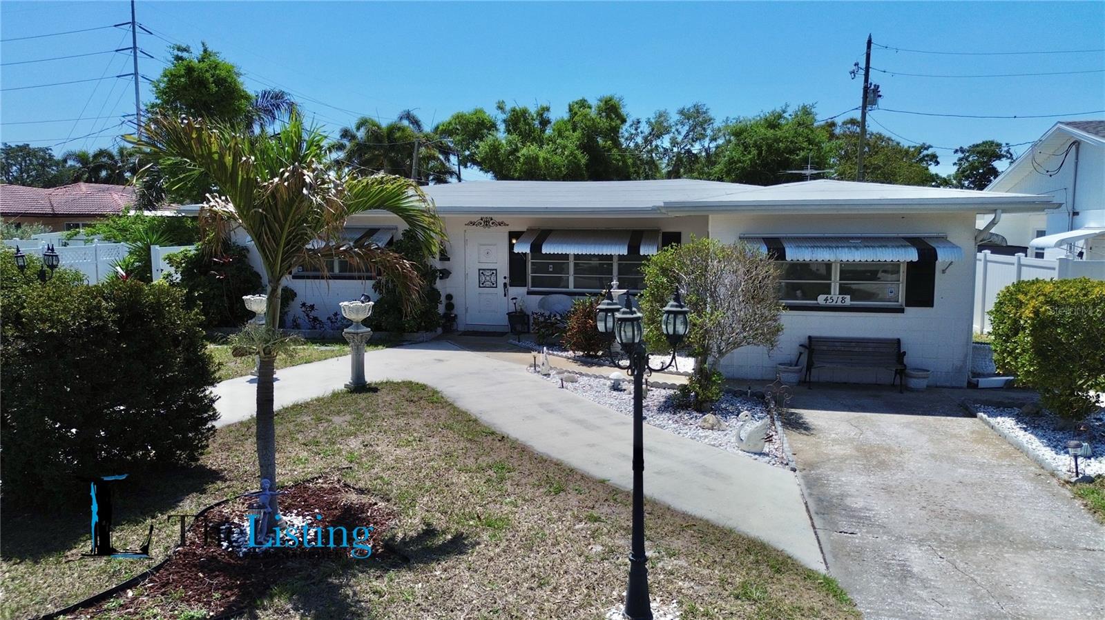 Image 5 of 32 For 4518 15th Avenue N