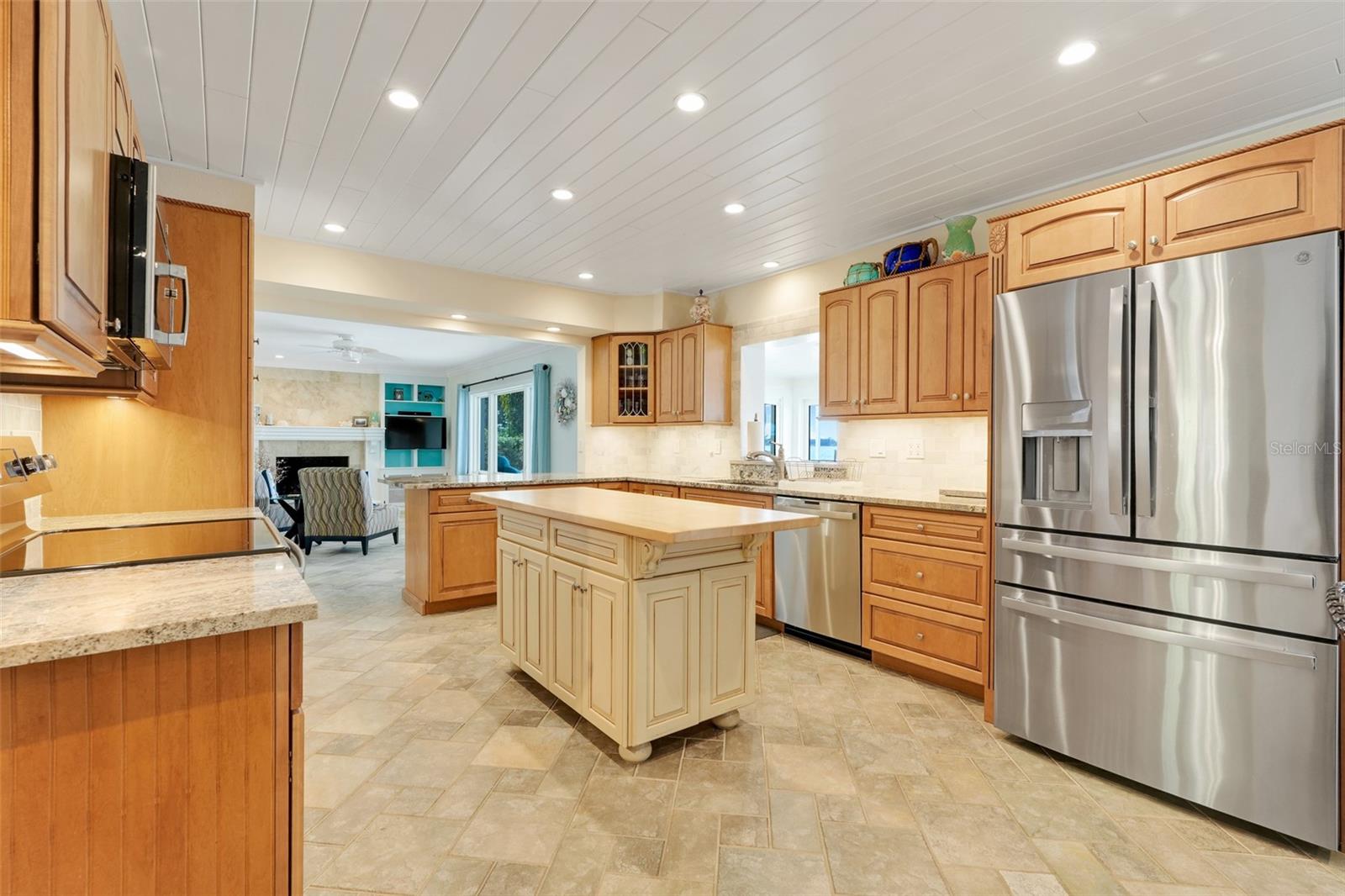 Image 20 of 67 For 5224 Saint Regis Place