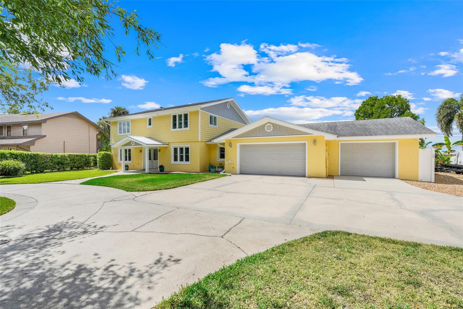 Image 3 of 67 For 5224 Saint Regis Place