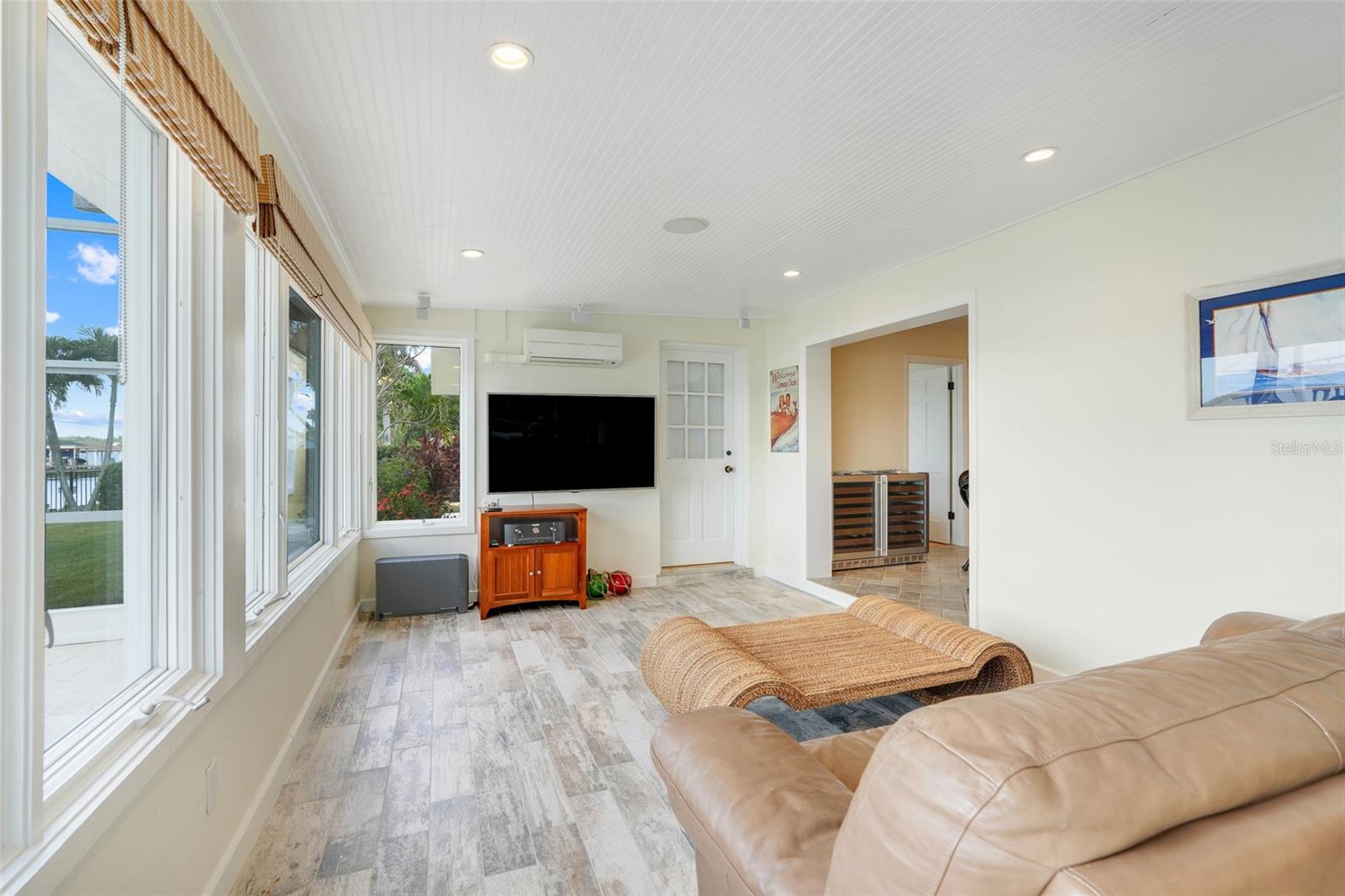 Image 30 of 67 For 5224 Saint Regis Place