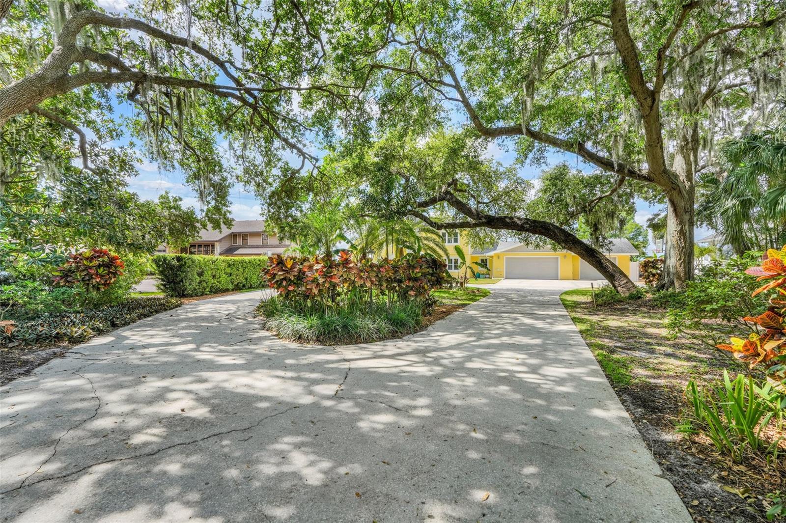 Image 5 of 67 For 5224 Saint Regis Place