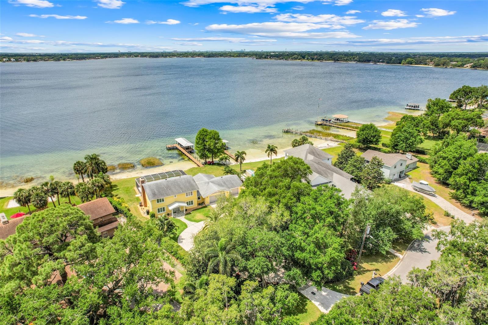 Image 7 of 67 For 5224 Saint Regis Place