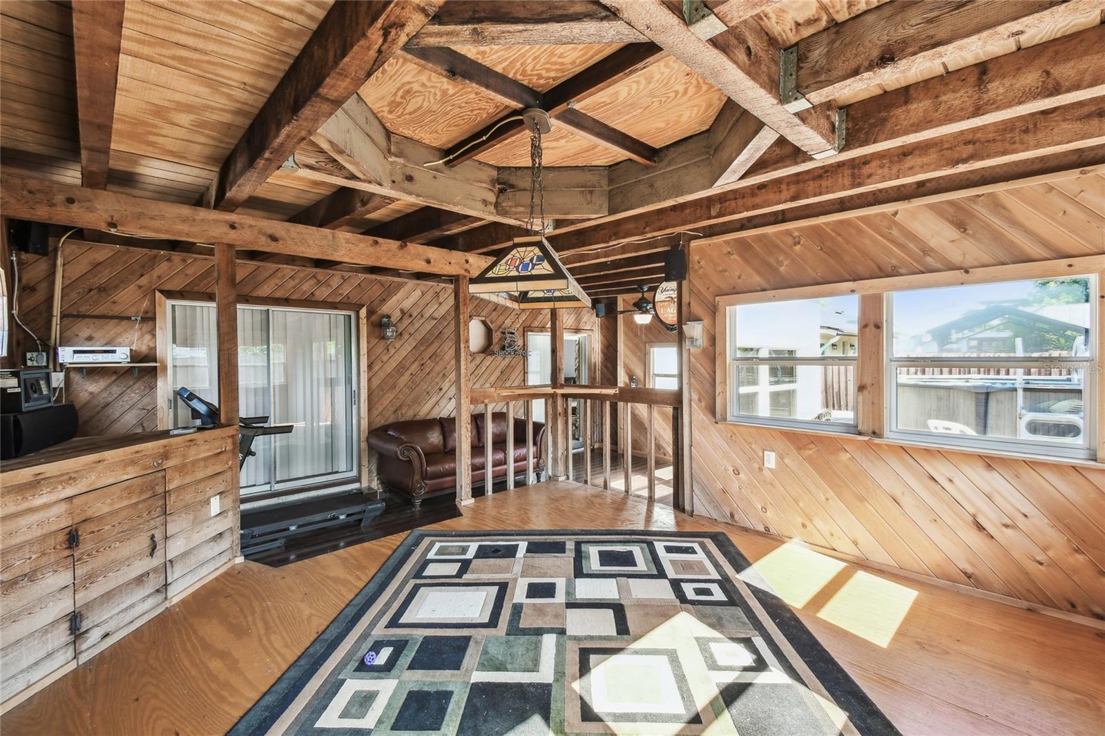 Image 7 of 21 For 387 Kantor Boulevard