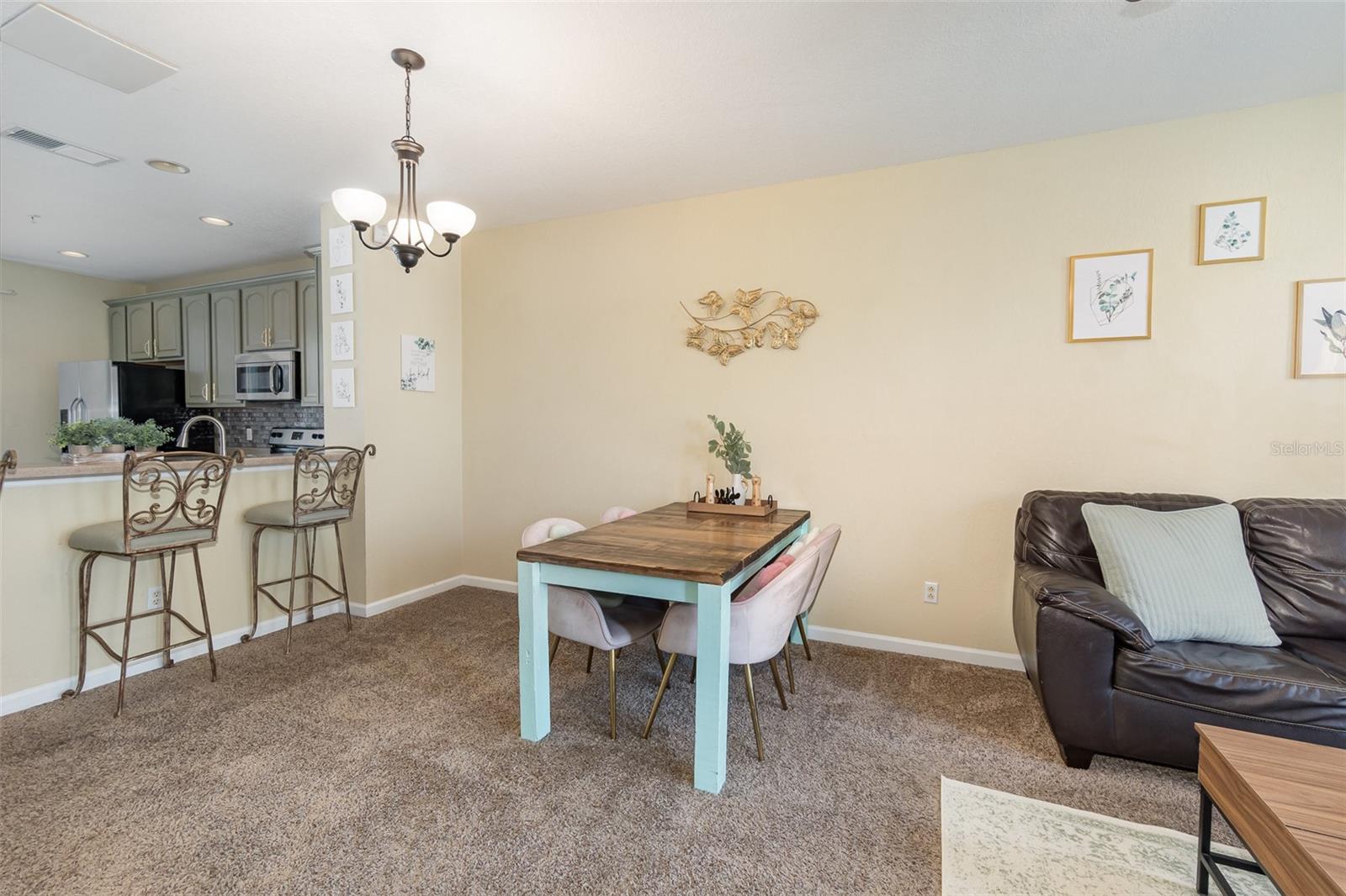 Image 10 of 34 For 8001 Cool Breeze Drive 118