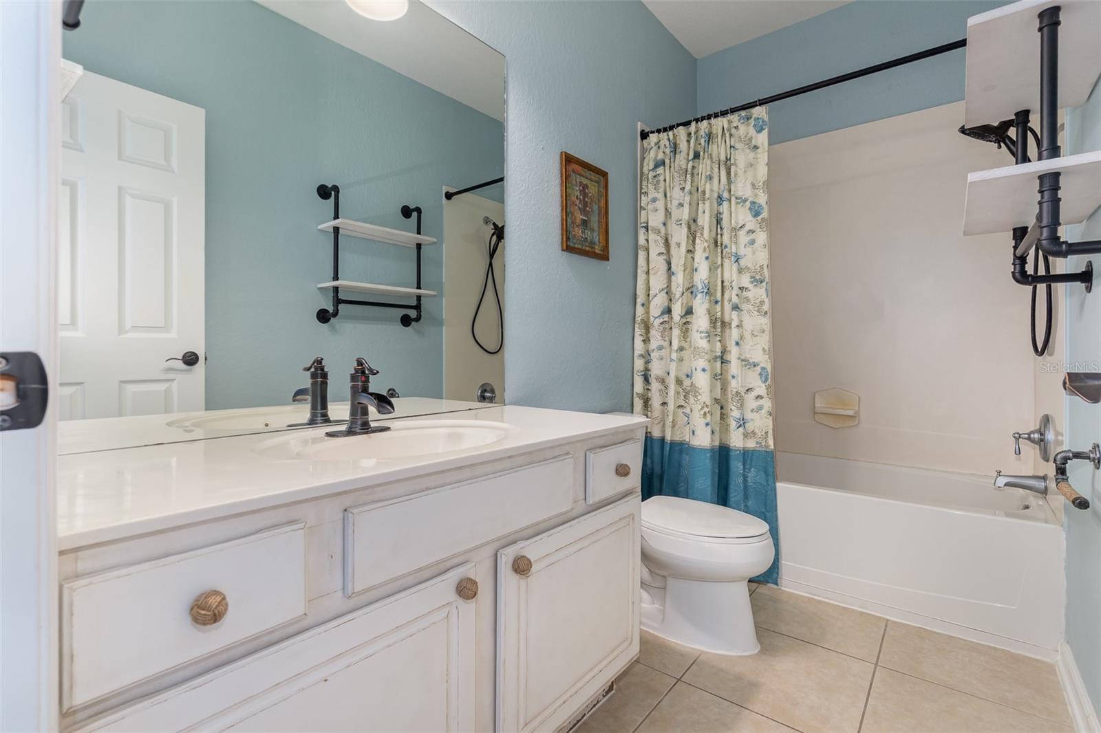 Image 18 of 34 For 8001 Cool Breeze Drive 118