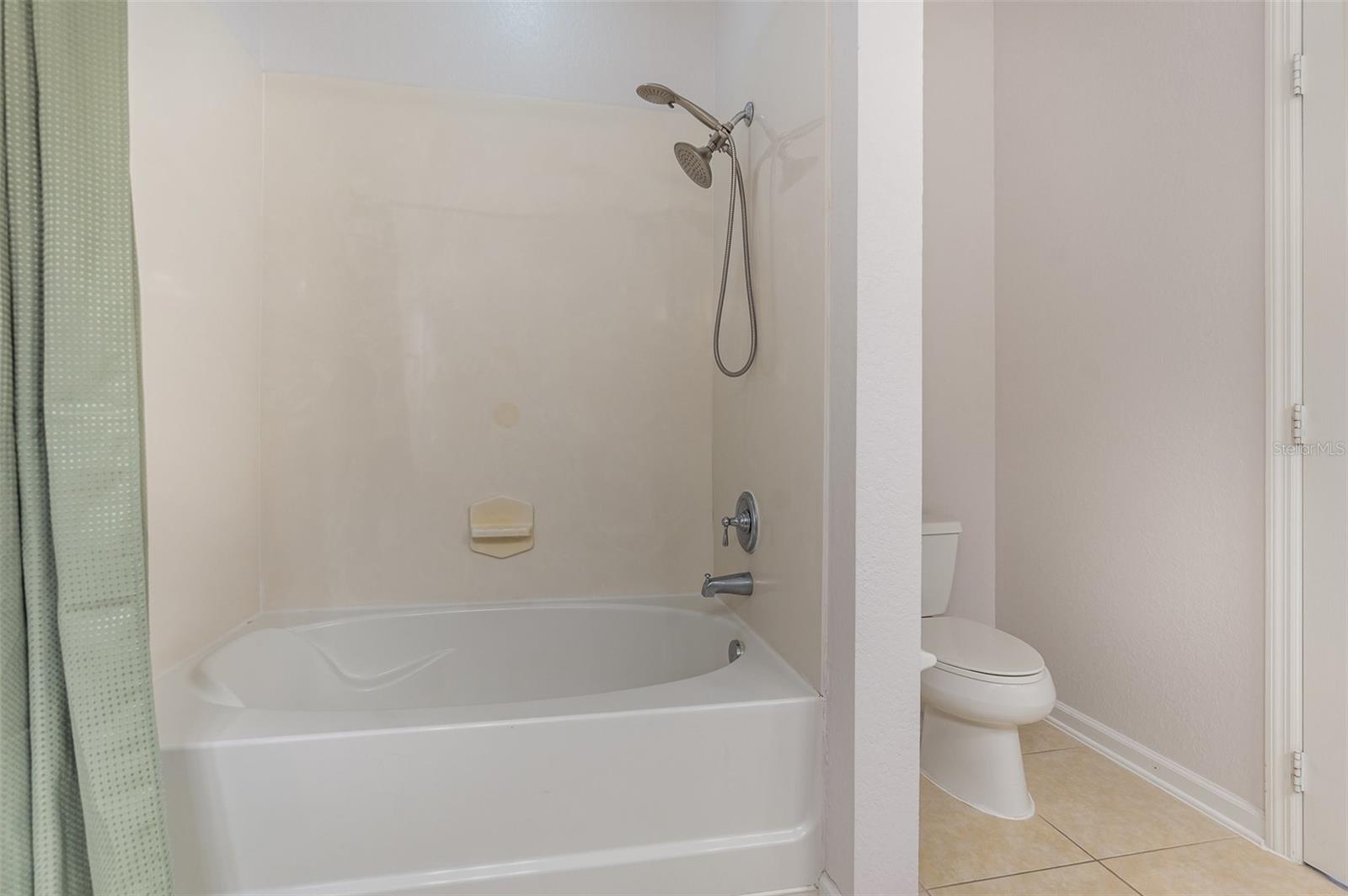 Image 22 of 34 For 8001 Cool Breeze Drive 118