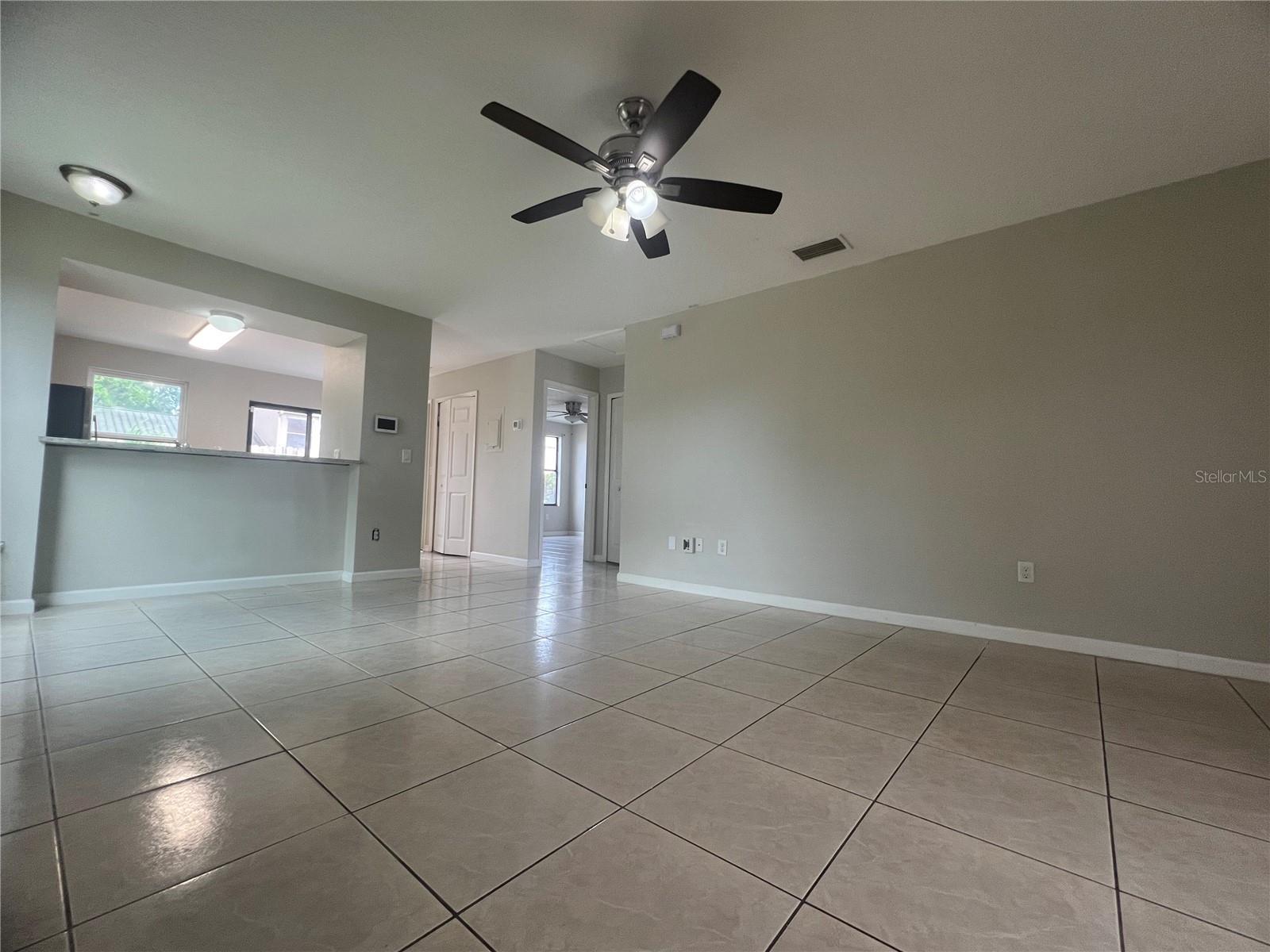 Image 17 of 18 For 601 Casa Park Court B Court