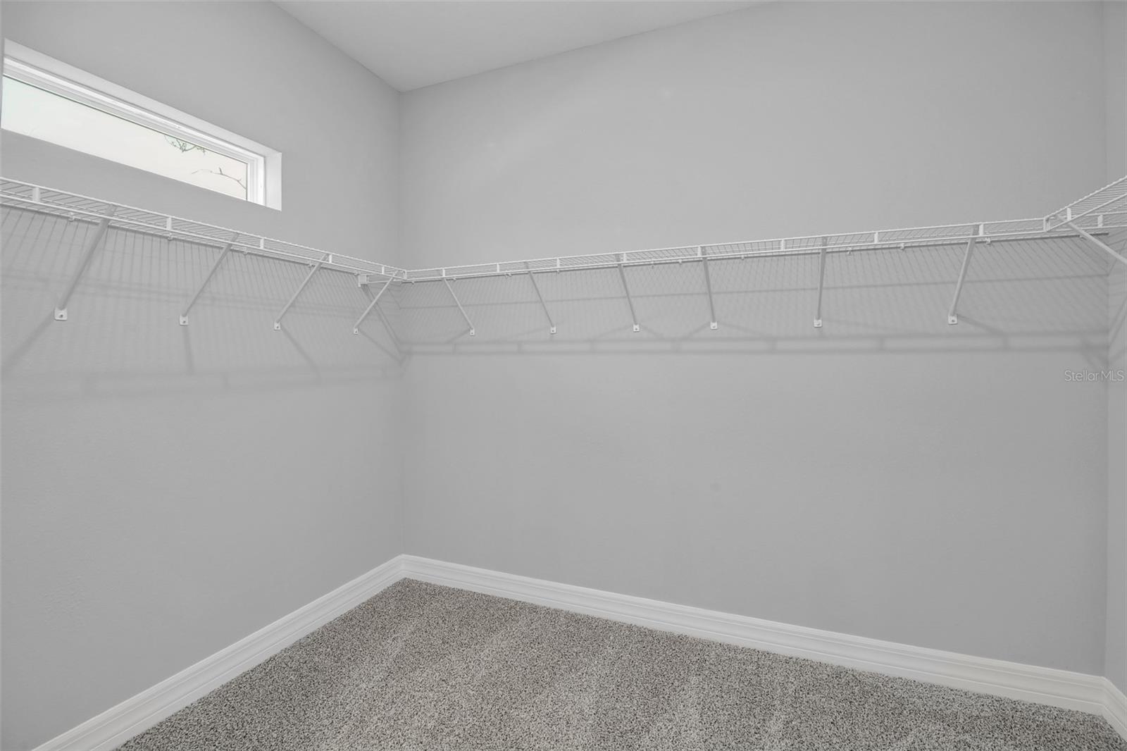 Image 22 of 35 For 28 Whitewood Street