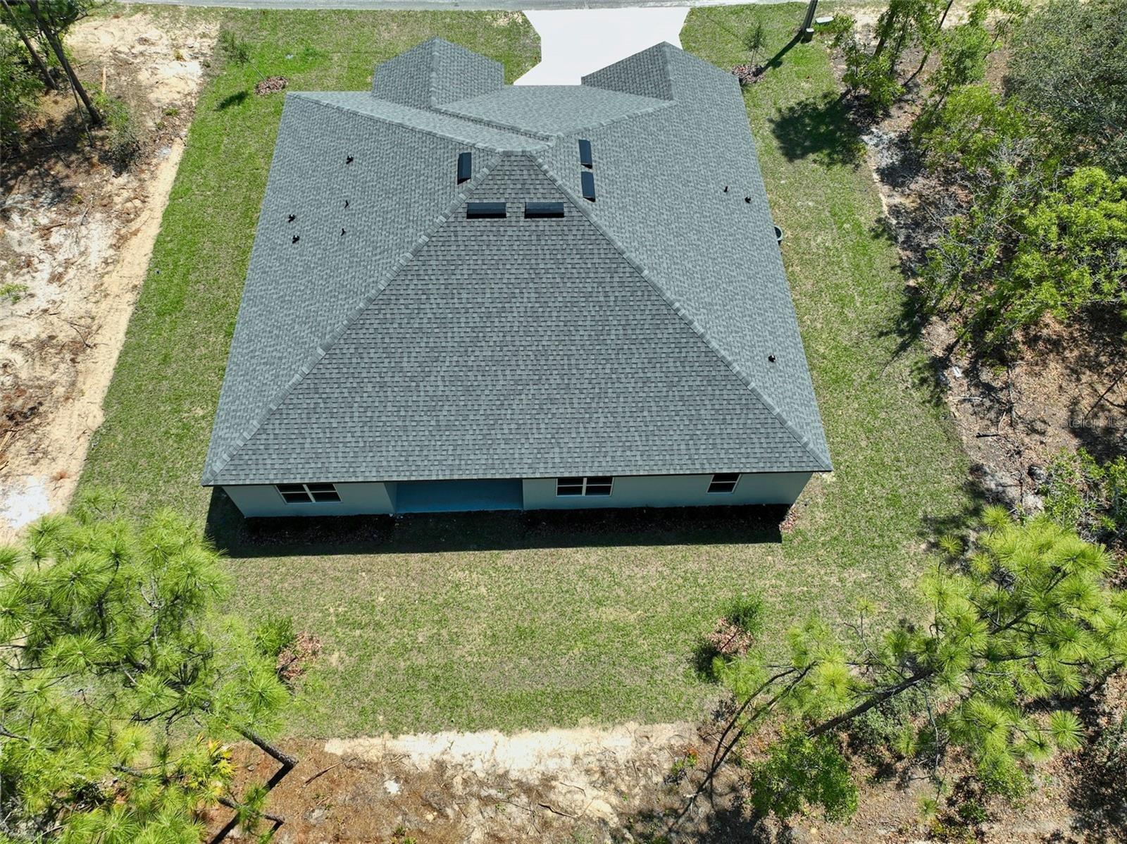 Image 34 of 35 For 28 Whitewood Street
