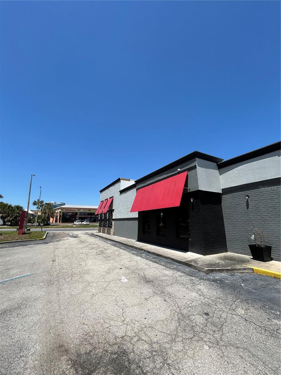 Image 2 of 19 For 6320 International Drive