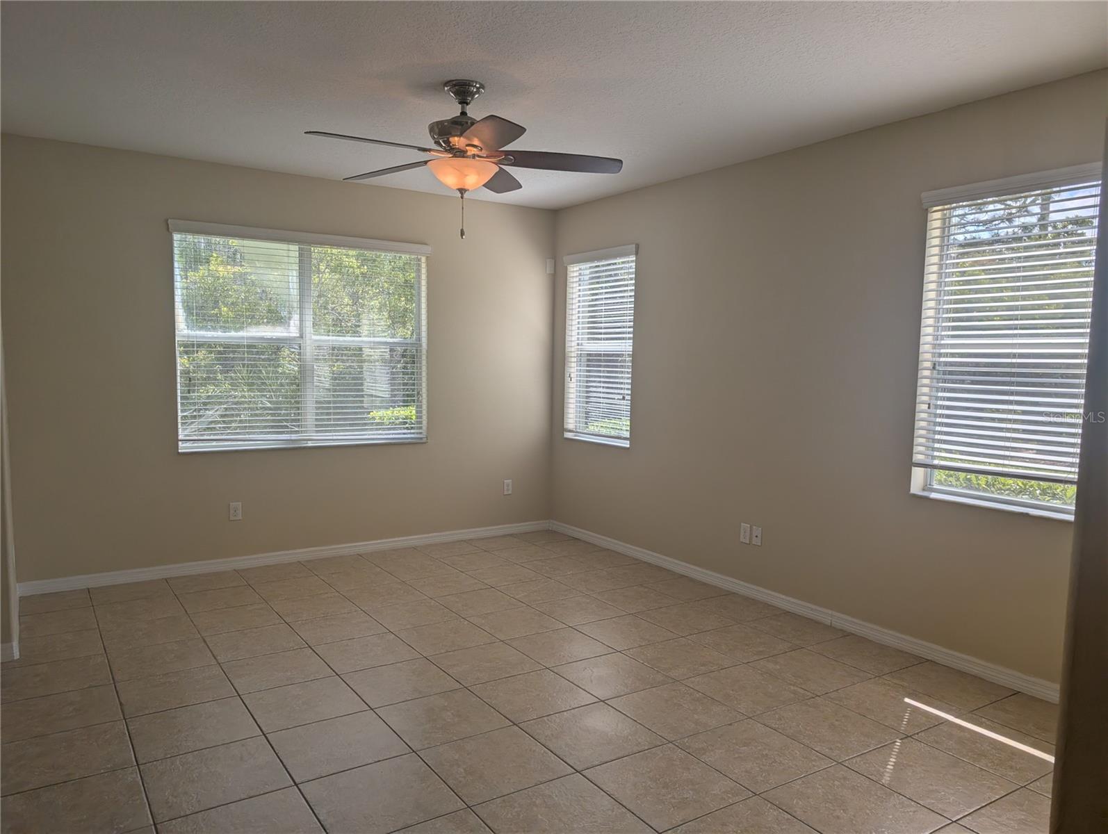 Image 9 of 23 For 8508 Zapota Way
