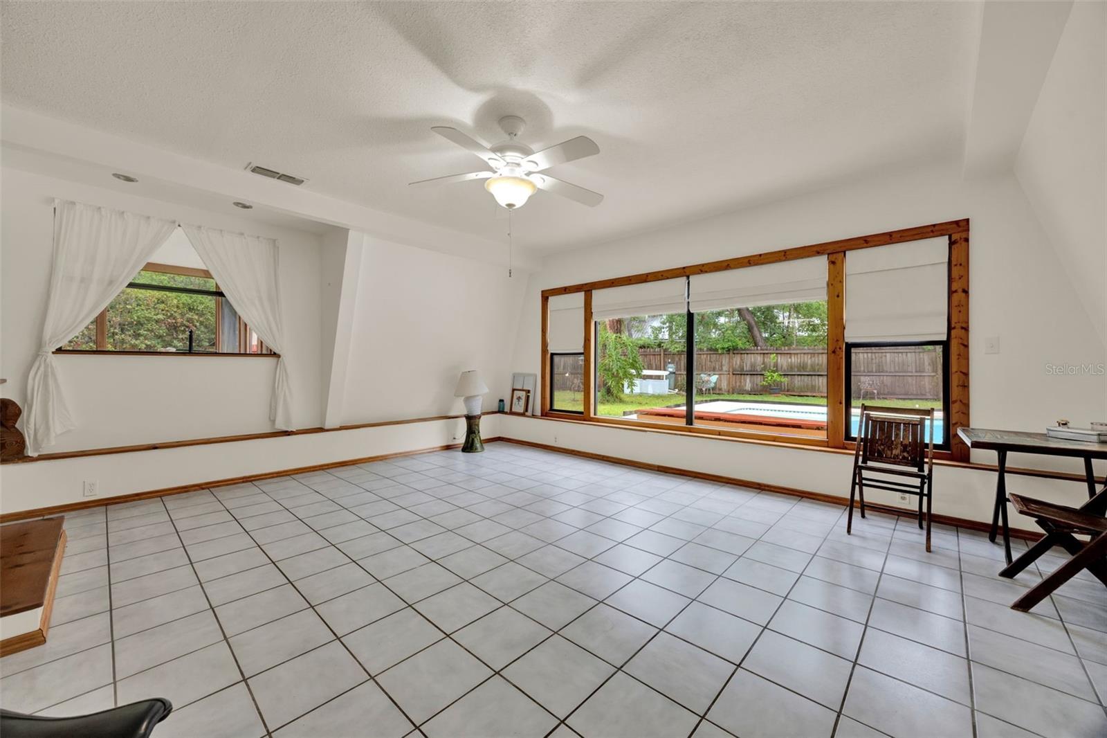 Image 27 of 40 For 14143 Conifer Drive