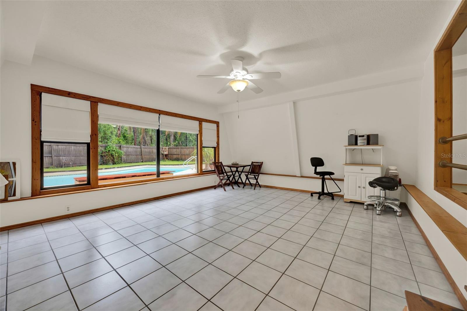 Image 28 of 40 For 14143 Conifer Drive