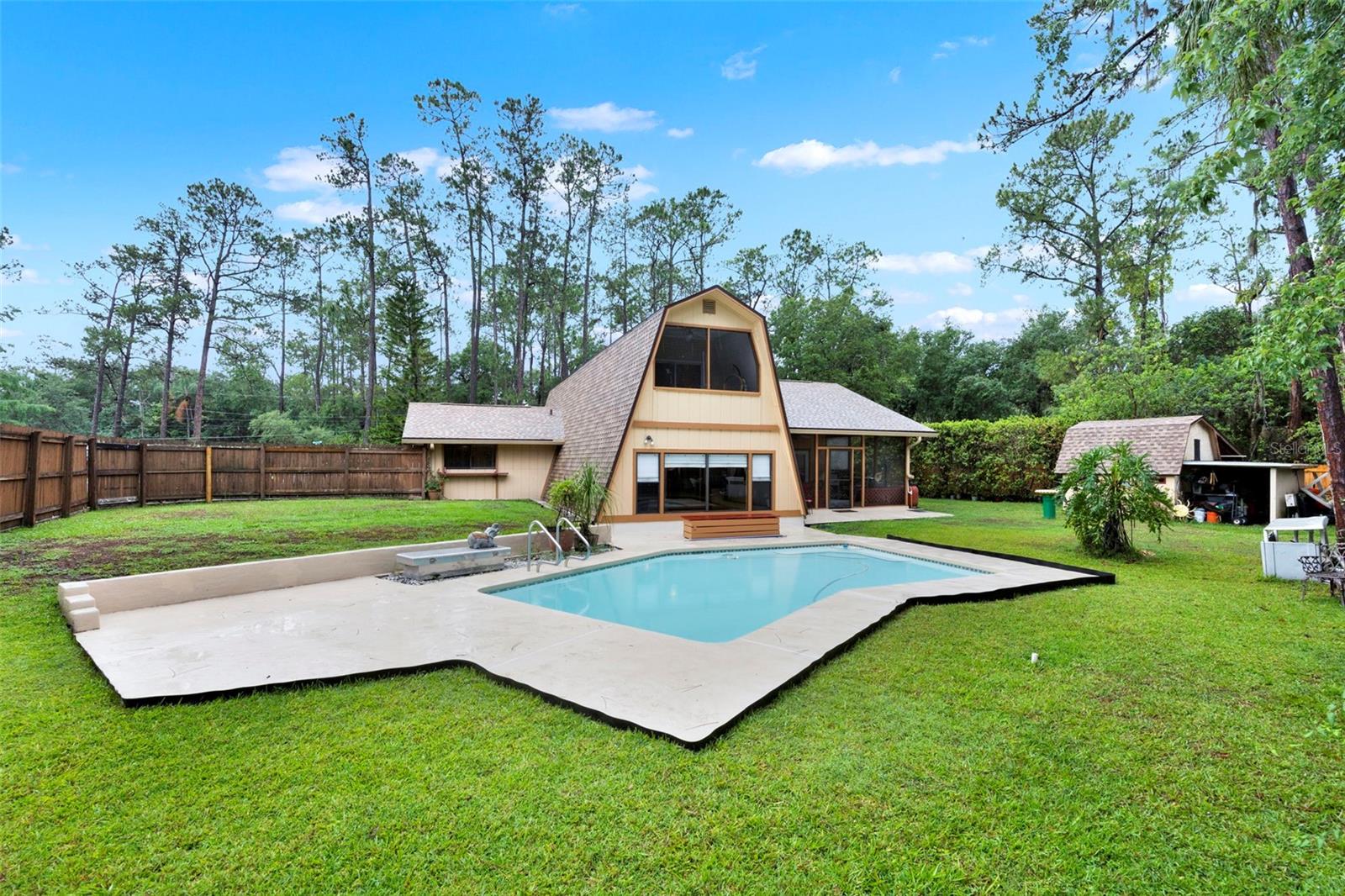 Image 33 of 40 For 14143 Conifer Drive