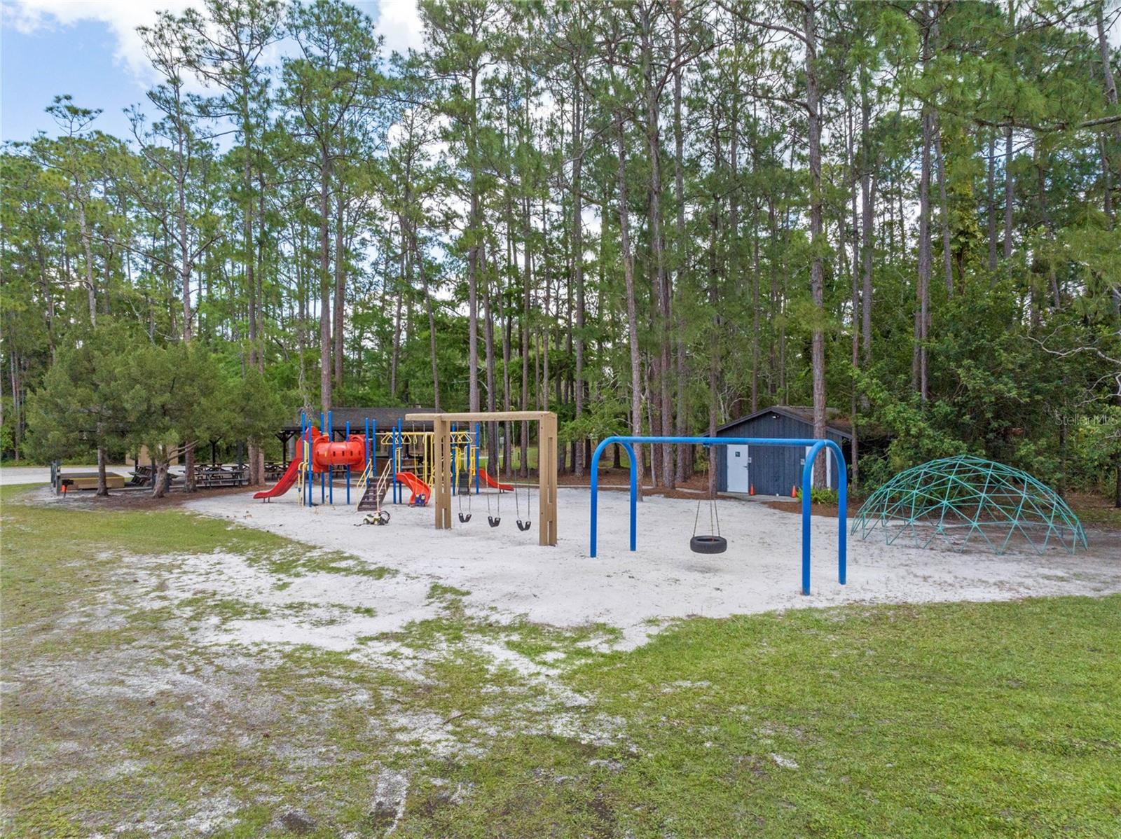 Image 38 of 40 For 14143 Conifer Drive