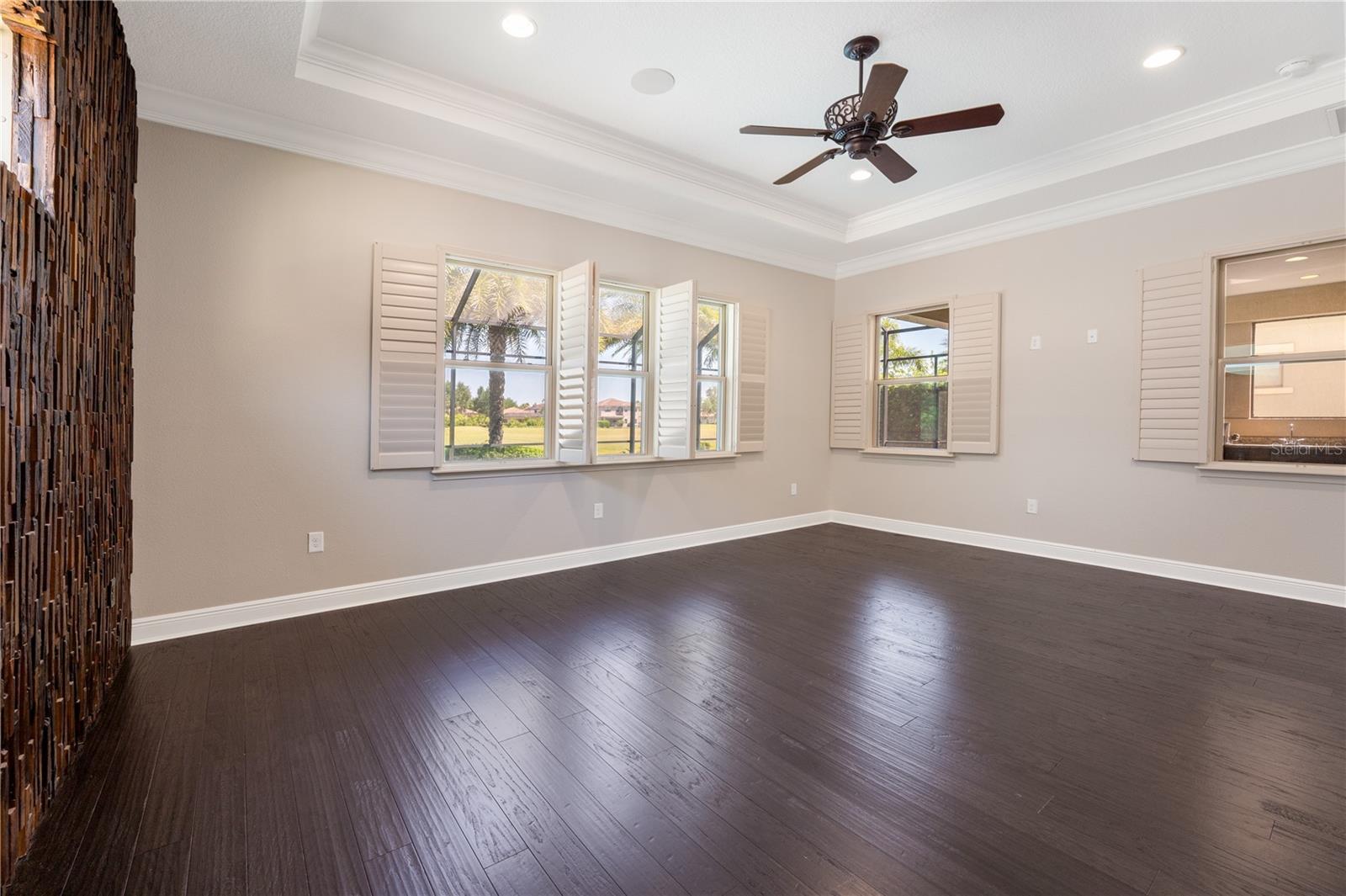 Image 22 of 71 For 9895 Winnington Street