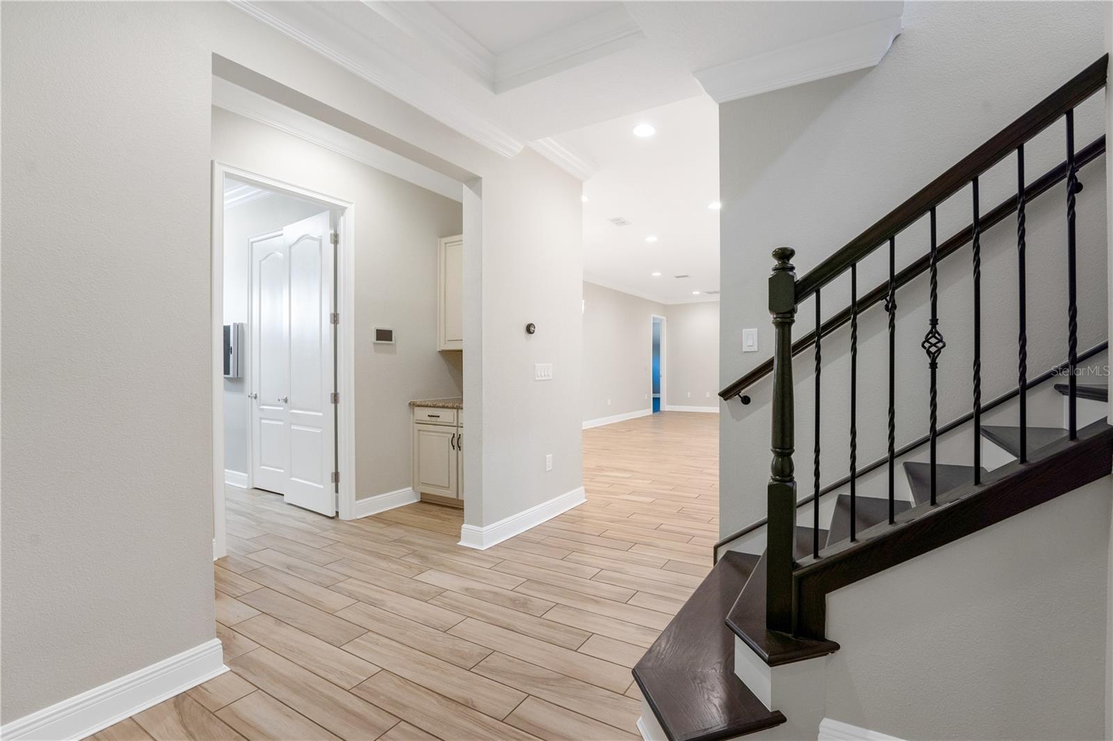 Image 30 of 71 For 9895 Winnington Street