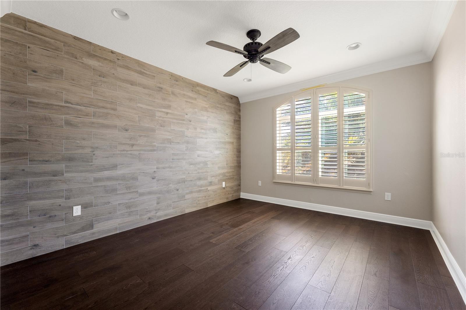 Image 37 of 71 For 9895 Winnington Street